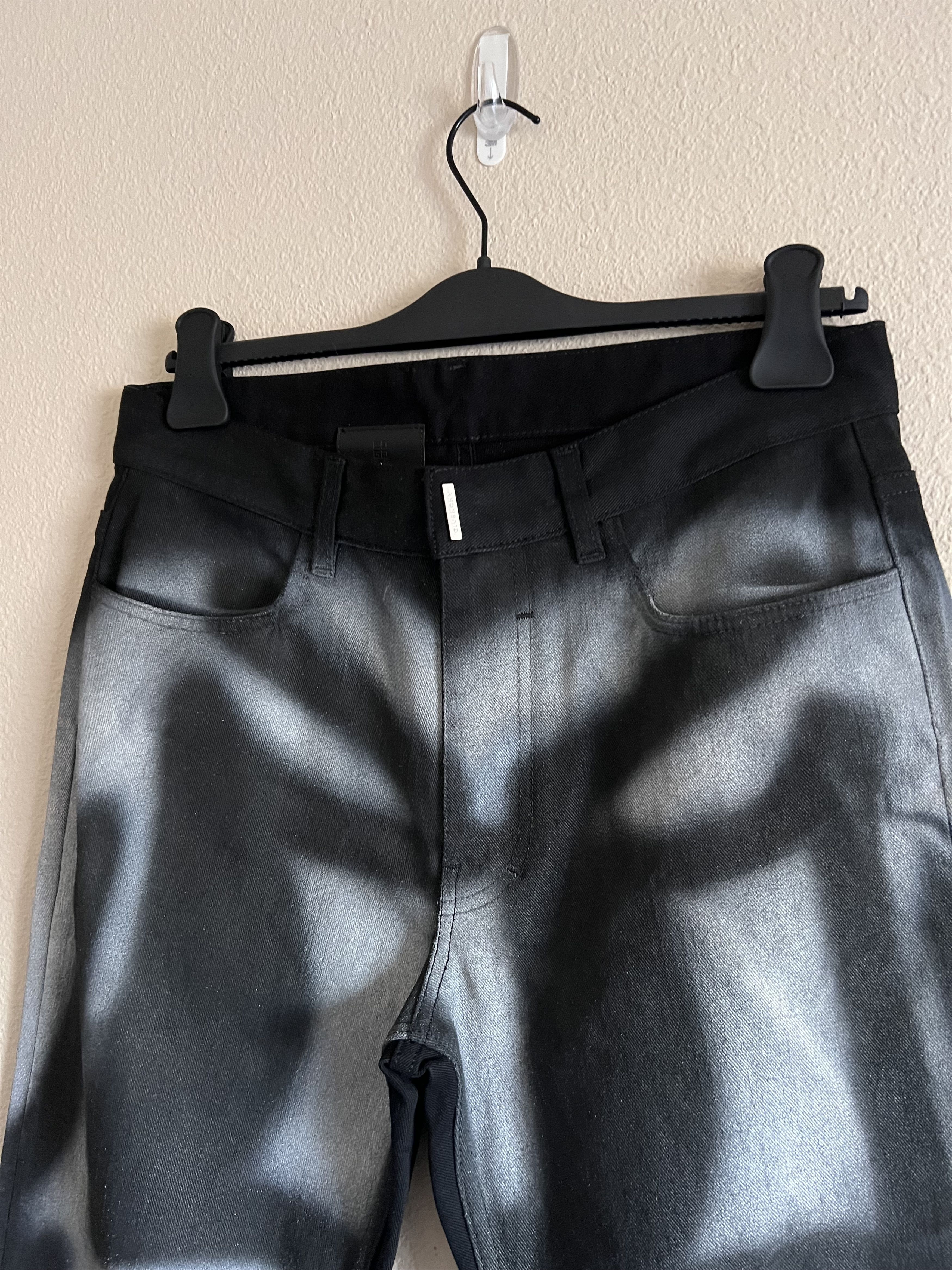 Givenchy Givenchy Chito Grafitti Dog Jeans in Black Size US 30 / EU 46 - 2 Thumbnail