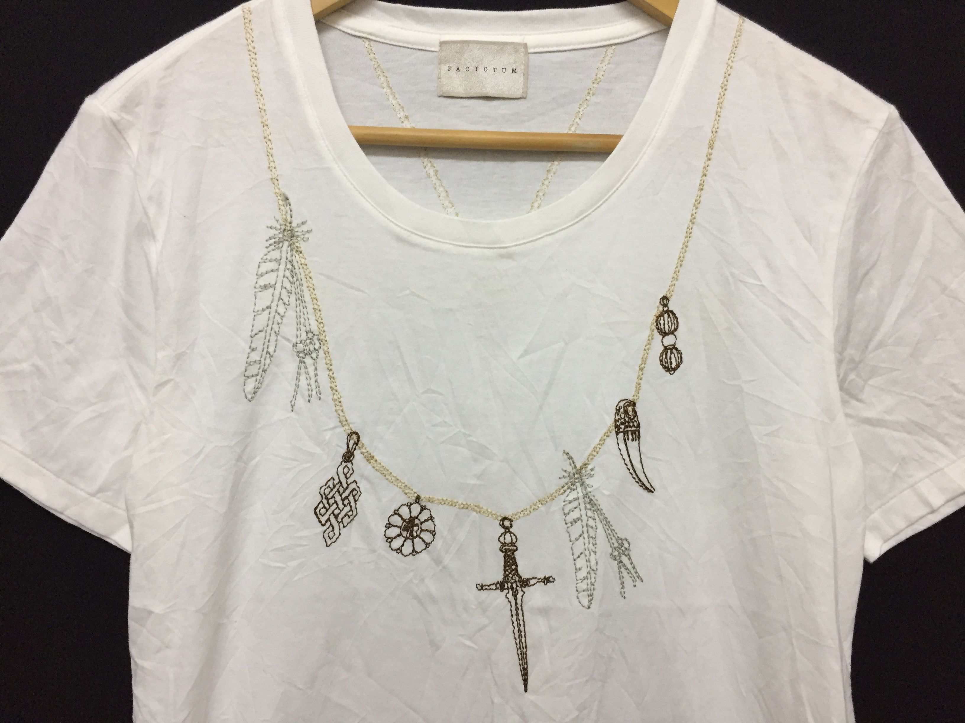 FACTOTUM × Japanese Brand Goros necklace embroidered tee Size US M / EU 48-50 / 2 - 3 Thumbnail