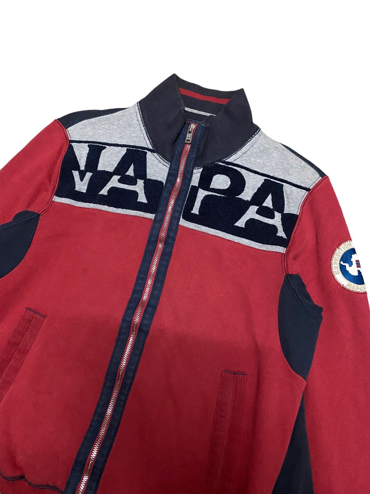 image of Offervintage Napapijri Geographical Jacket in Red, Men's (Size Medium)
