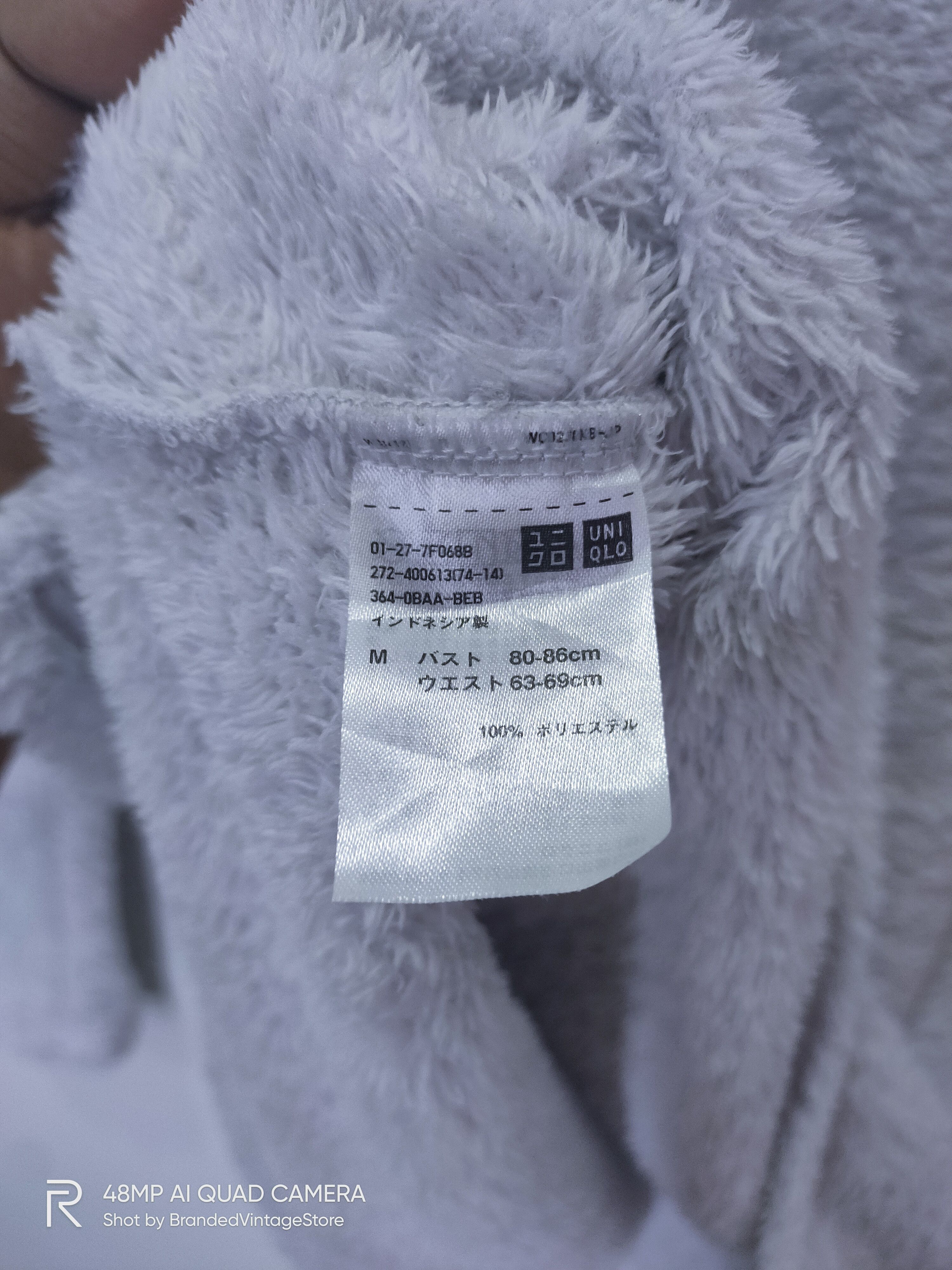 Japanese Brand × Uniqlo UNIQLO Fleece Fur WhiteSoft Sweatshirt Sweater Light Jacket Size US M / EU 48-50 / 2 - 6 Thumbnail