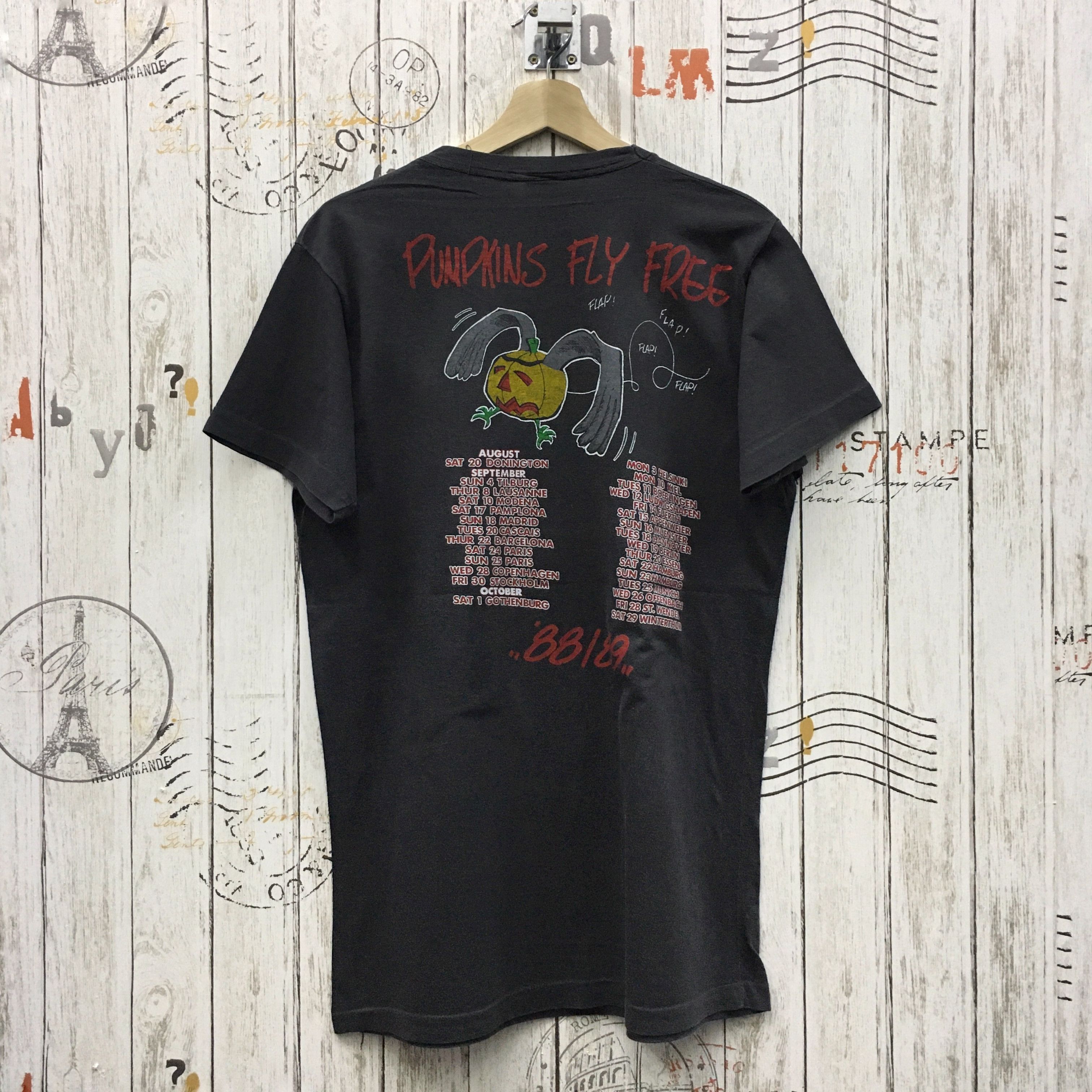 Band Tees Rare Vintage 1988 Helloween Tour Tshirt Perfectly Faded Tee Size US M / EU 48-50 / 2 - 3 Thumbnail