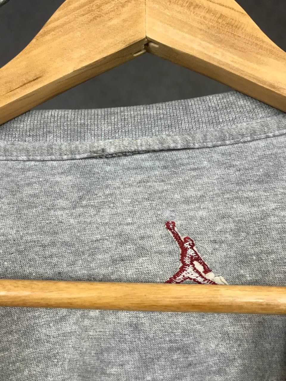 Jordan Brand Jordan brand art overprinted tee Size US XL / EU 56 / 4 - 3 Thumbnail