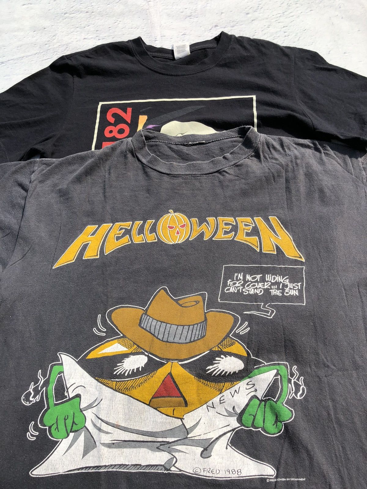 Band Tees Vintage 1988 Helloween Pumpkins Fly Free Faded Black Tee Size US L / EU 52-54 / 3 - 3 Thumbnail