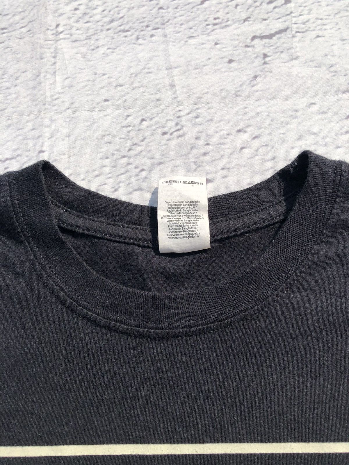 Band Tees Vintage 2000s Blink-182 Black Tee (Green Day Sum 41) Size US M / EU 48-50 / 2 - 6 Thumbnail