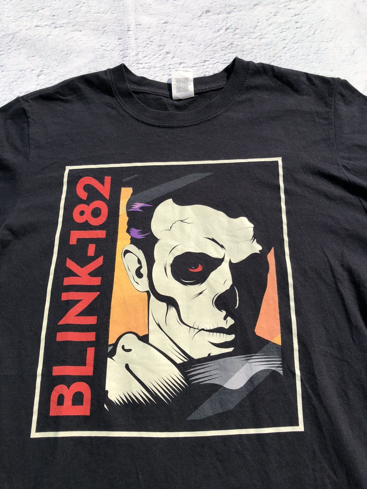 Band Tees Vintage 2000s Blink-182 Black Tee (Green Day Sum 41) Size US M / EU 48-50 / 2 - 3 Thumbnail