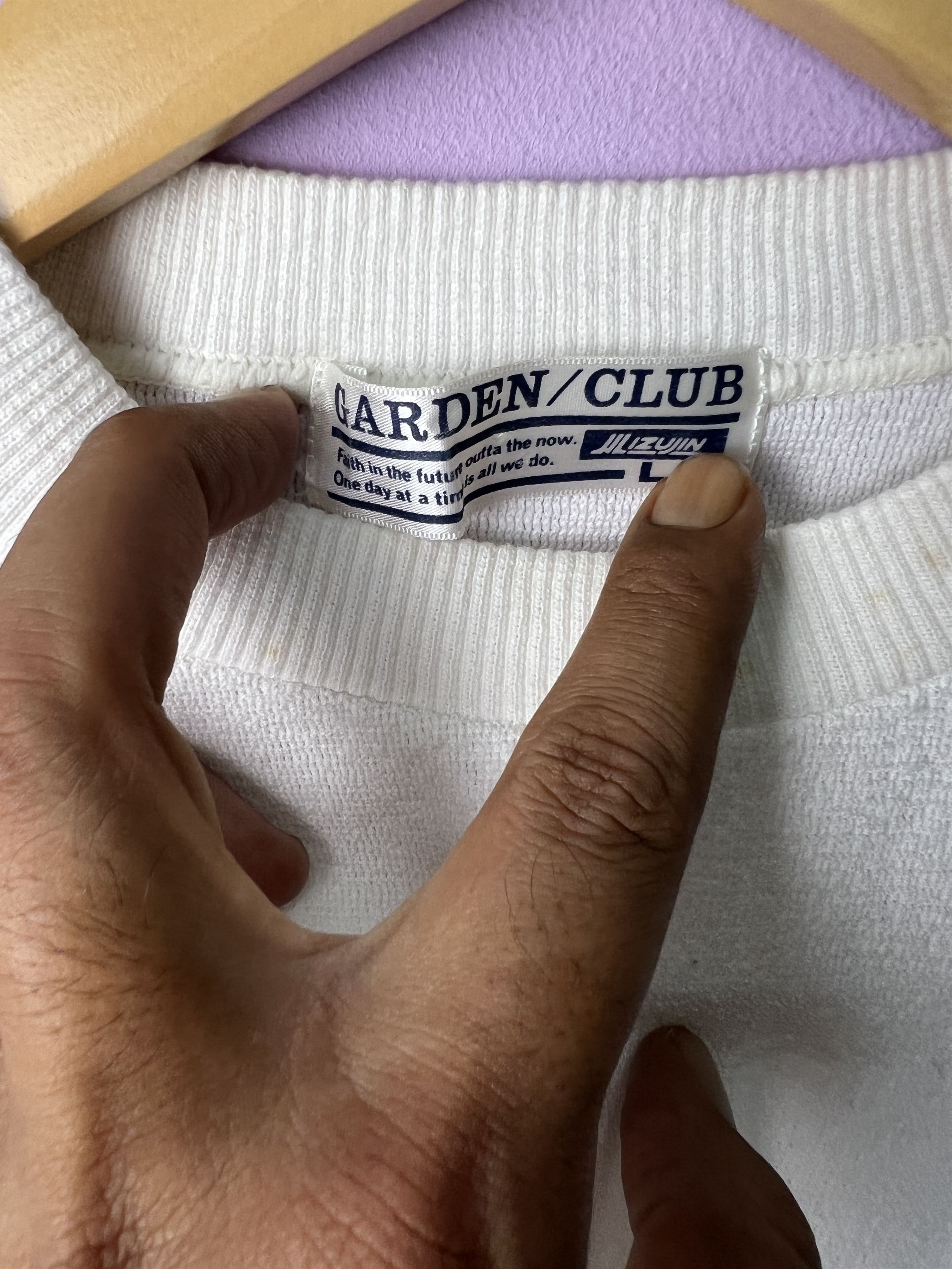 Japanese Brand 🔥Vintage Shoulder Patch Garden Club Crewneck Sweatshirts Size US S / EU 44-46 / 1 - 11 Thumbnail