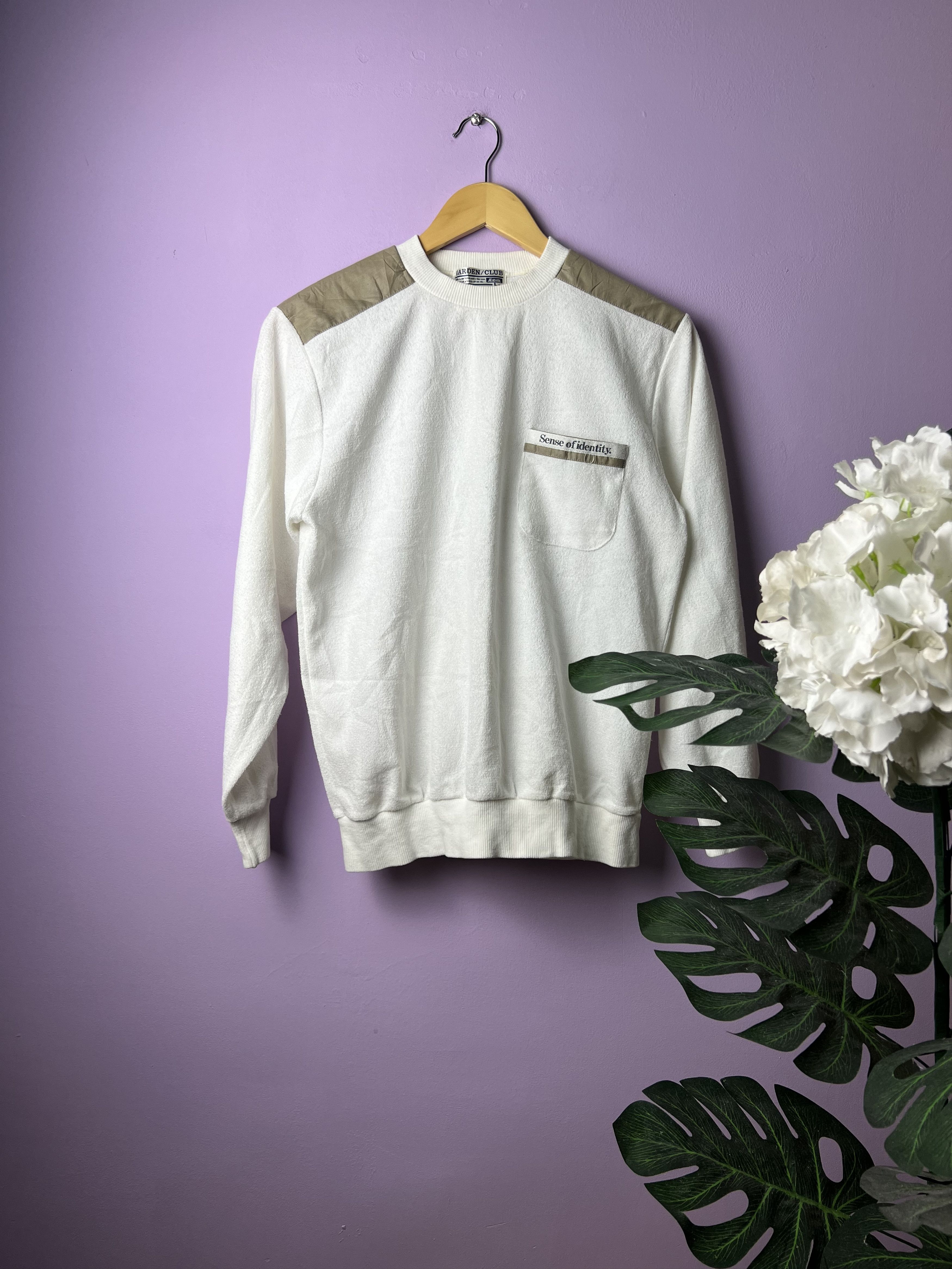Japanese Brand 🔥Vintage Shoulder Patch Garden Club Crewneck Sweatshirts Size US S / EU 44-46 / 1 - 1 Thumbnail