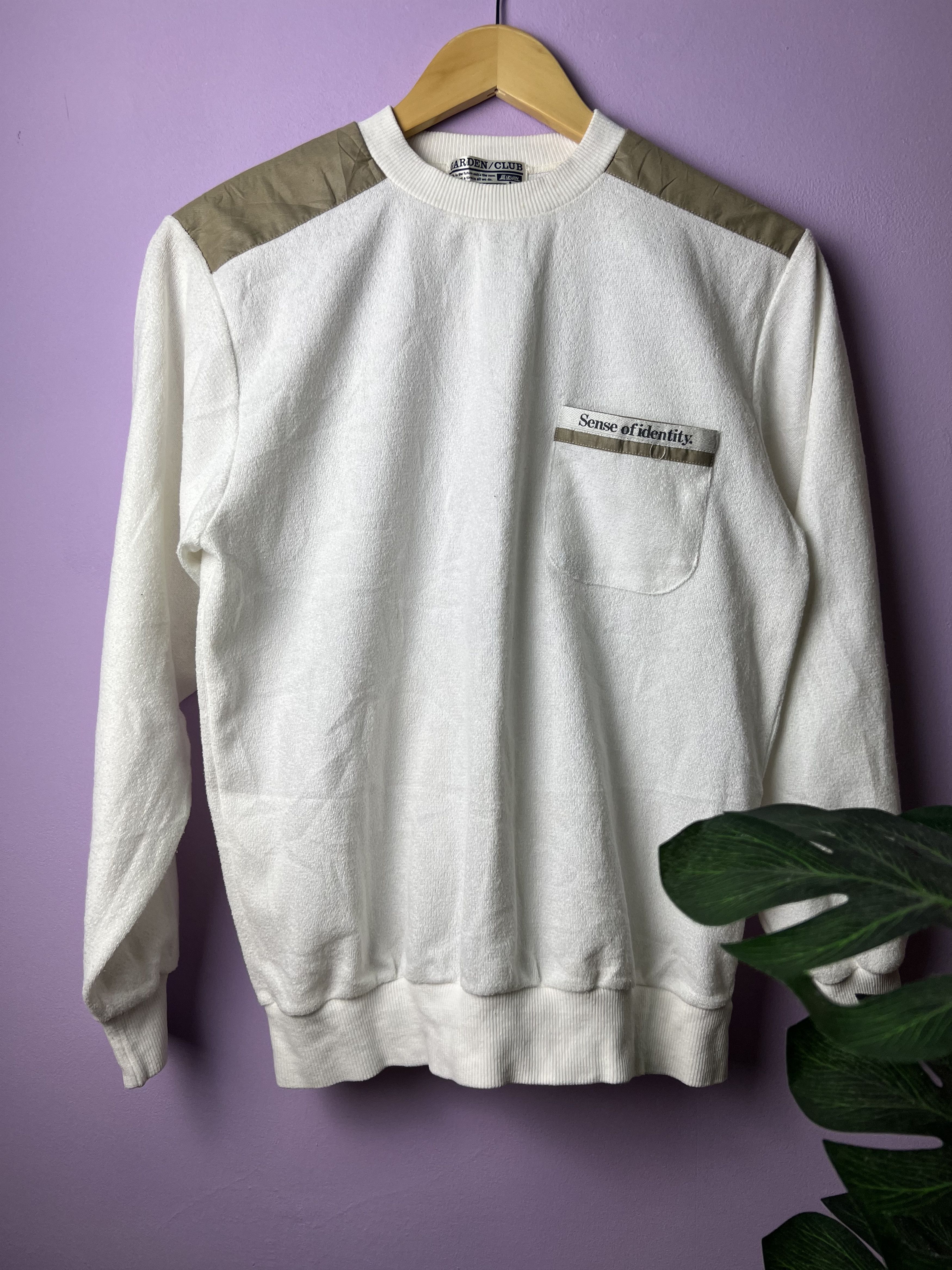 Japanese Brand 🔥Vintage Shoulder Patch Garden Club Crewneck Sweatshirts Size US S / EU 44-46 / 1 - 2 Thumbnail