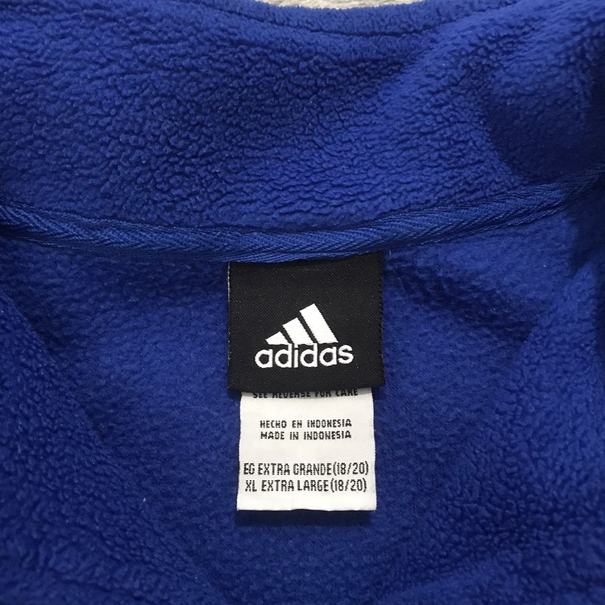 Adidas × NBA × Vintage Vintage Adidas Detroit Pistons Fleece Sweater Size US M / EU 48-50 / 2 - 5 Thumbnail