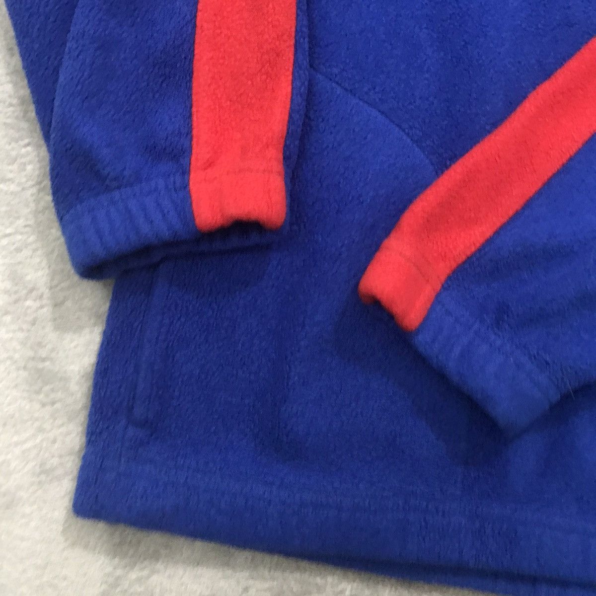 Adidas × NBA × Vintage Vintage Adidas Detroit Pistons Fleece Sweater Size US M / EU 48-50 / 2 - 4 Thumbnail