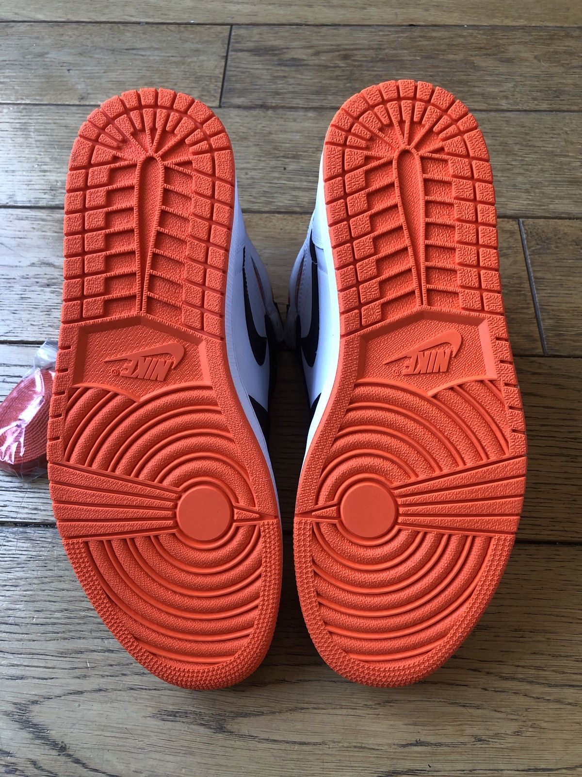 Jordan Brand × Nike Air Jordan 1 Size US 11 / EU 44 - 6 Thumbnail