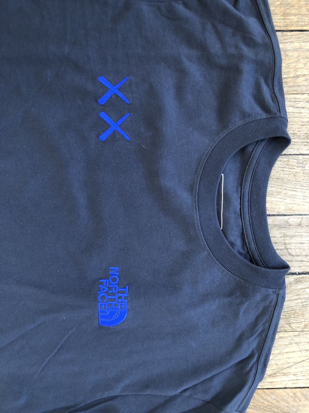 Kaws × The North Face The north face X Kaws LS Size US XL / EU 56 / 4 - 2 Thumbnail