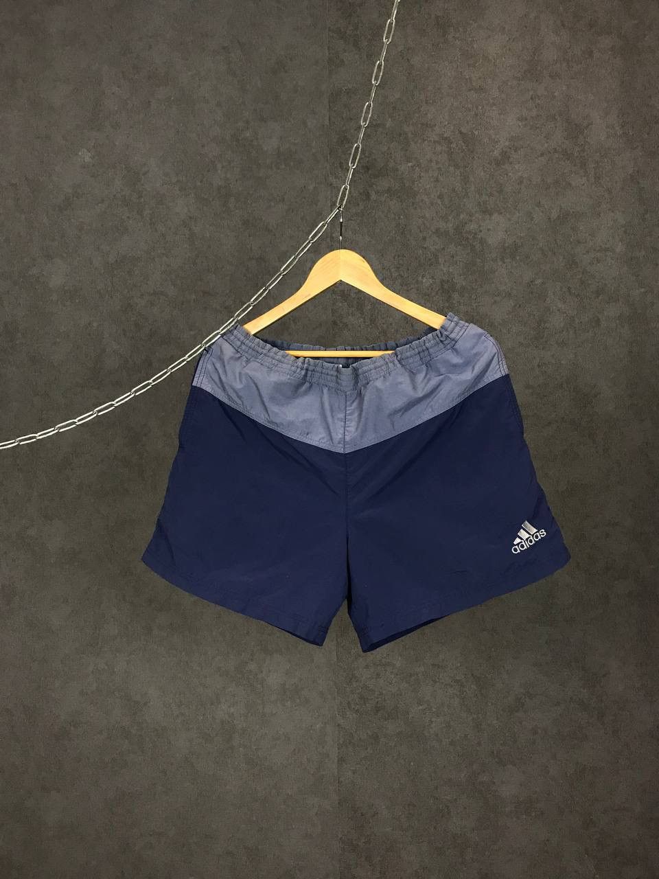 Adidas × Vintage Adidas vintage streetwear big logo shorts Size US 32 / EU 48 - 2 Thumbnail