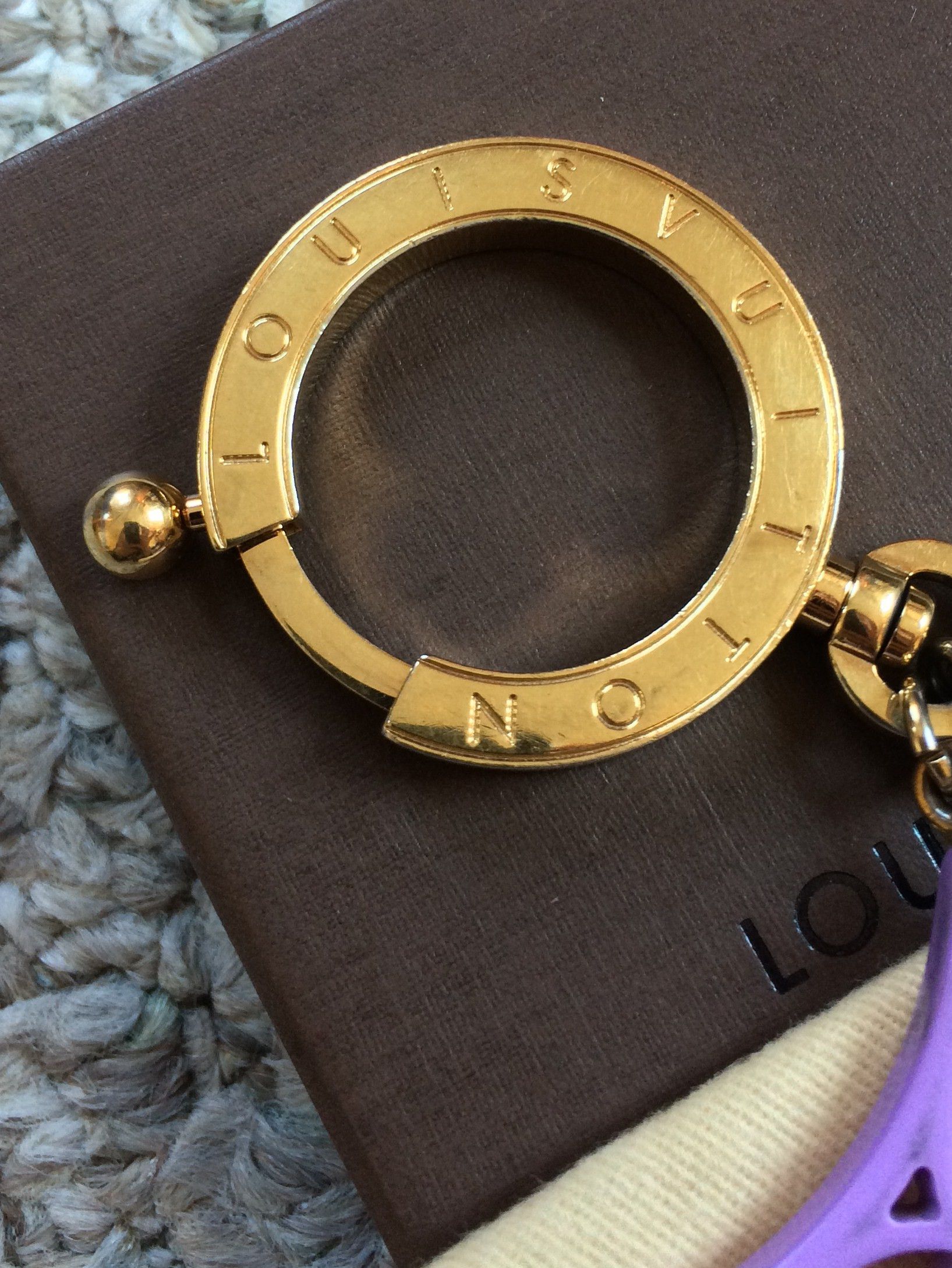 Louis Vuitton × Takashi Murakami S/S 2010 Louis Vuitton x Murakami Cosmic Monogram Charm Size ONE SIZE - 3 Thumbnail