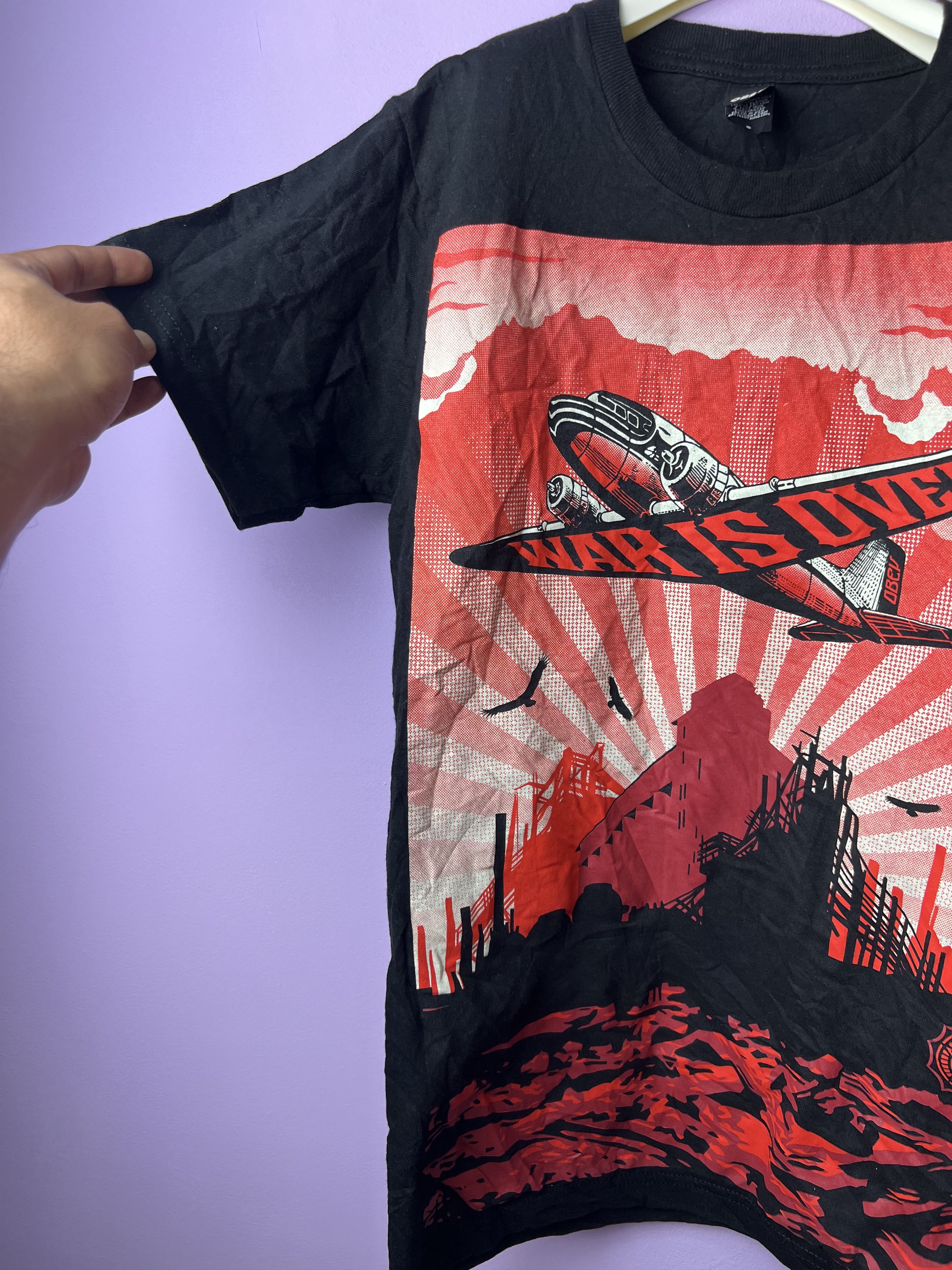 Obey 🔥Vintage Obey War Is Over Tees Size US S / EU 44-46 / 1 - 9 Thumbnail