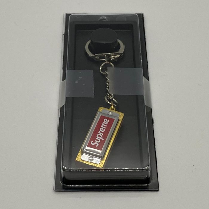 Supreme Supreme x Hohner® Keychain Size ONE SIZE - 2 Preview