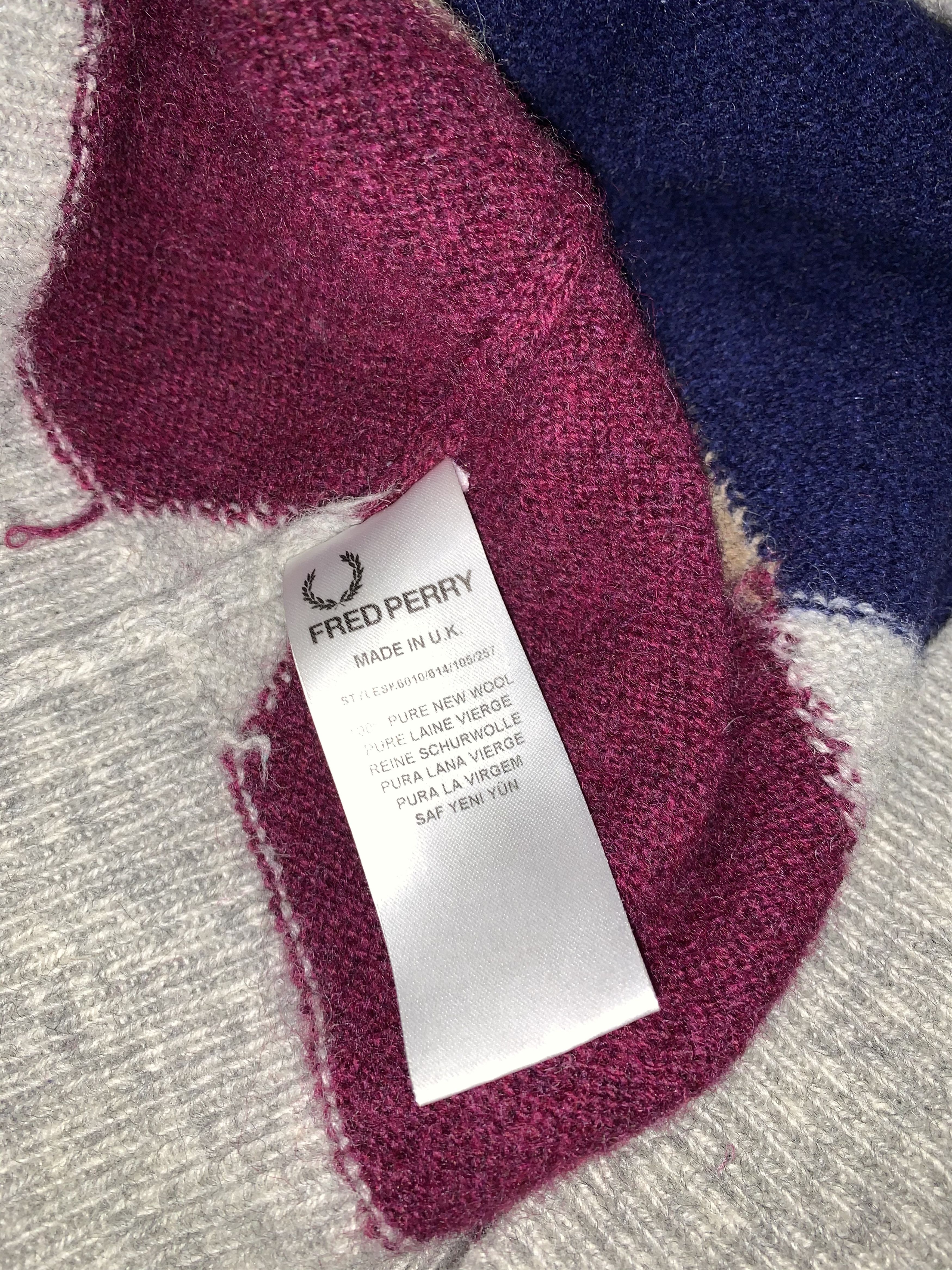 Fred Perry × Raf Simons AW10 Raf Simons X Fred Perry Logo Patch Lana Wool Sweater Size US M / EU 48-50 / 2 - 13 Thumbnail
