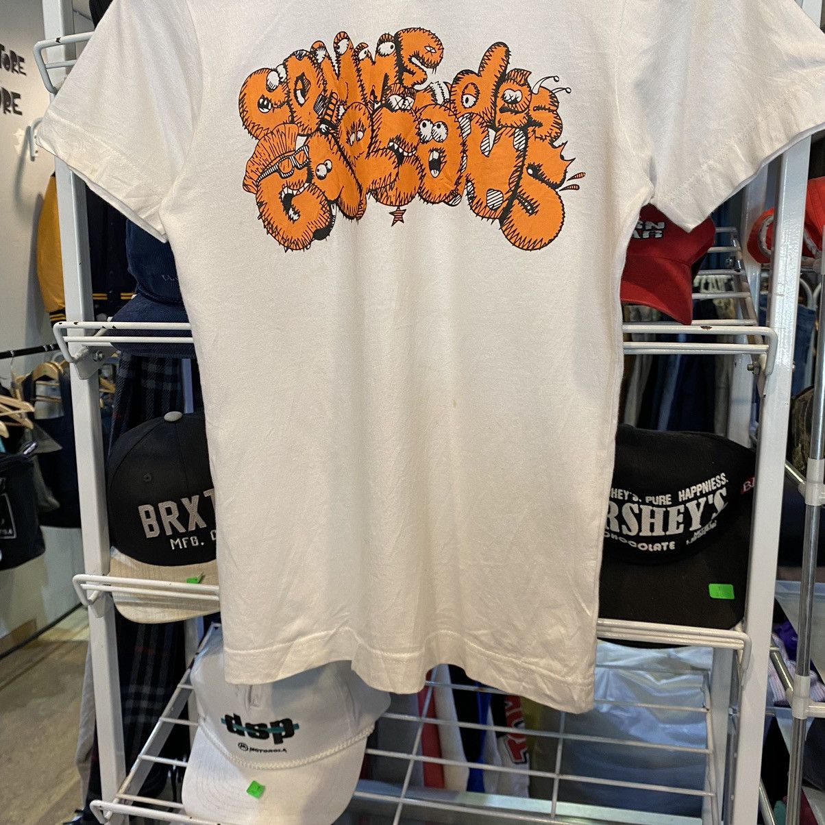 Comme des Garcons × Kaws CDG x Kaws Tee Size Small Women Size S / US 4 / IT 40 - 4 Thumbnail
