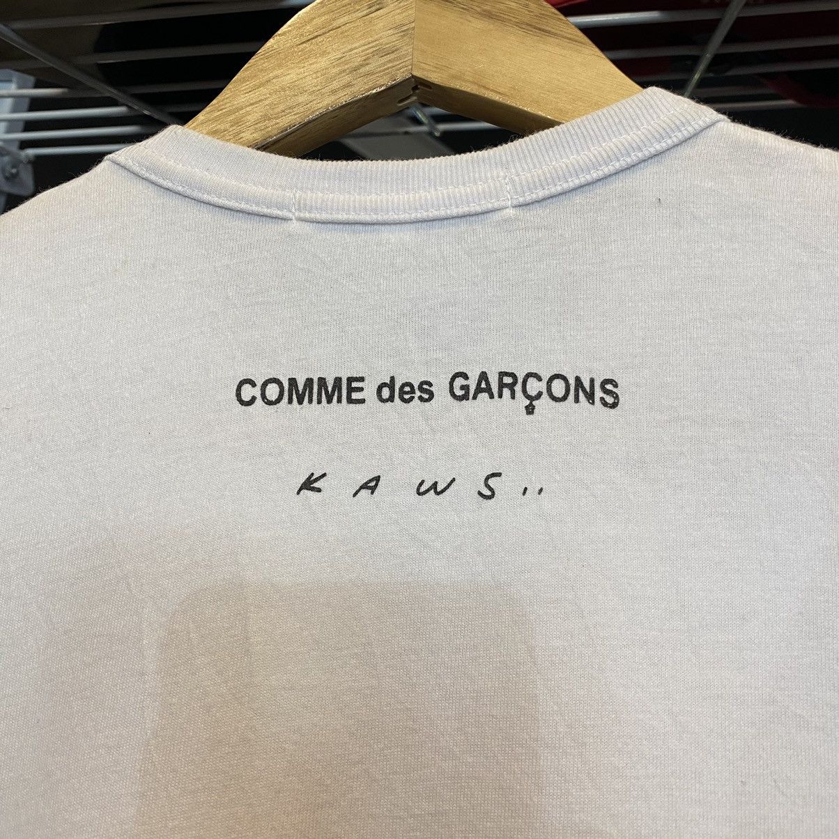 Comme des Garcons × Kaws CDG x Kaws Tee Size Small Women Size S / US 4 / IT 40 - 6 Thumbnail