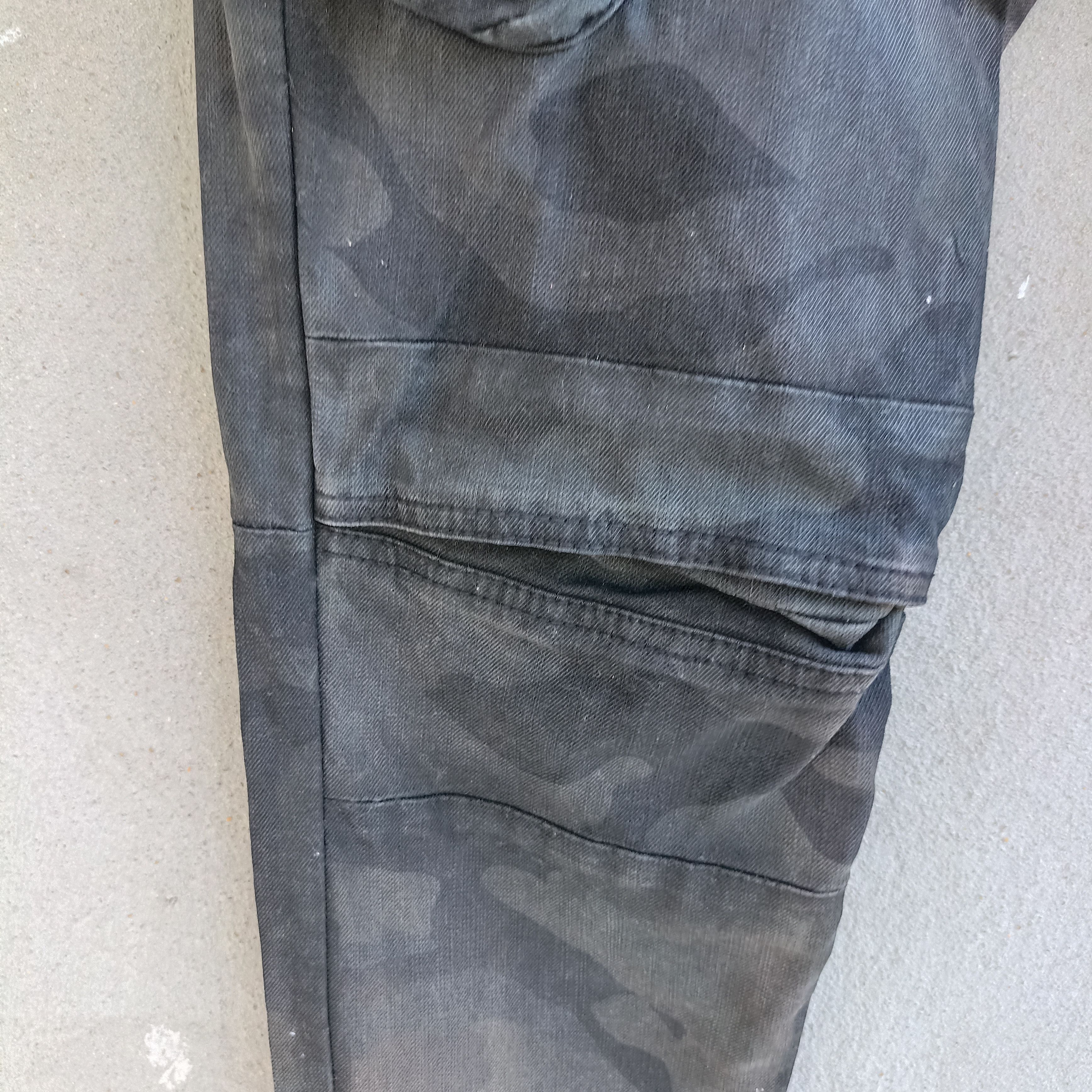 Japanese Brand Faded Camo Cavari A Black Multipocket Cargo Pant Size US 30 / EU 46 - 10 Thumbnail