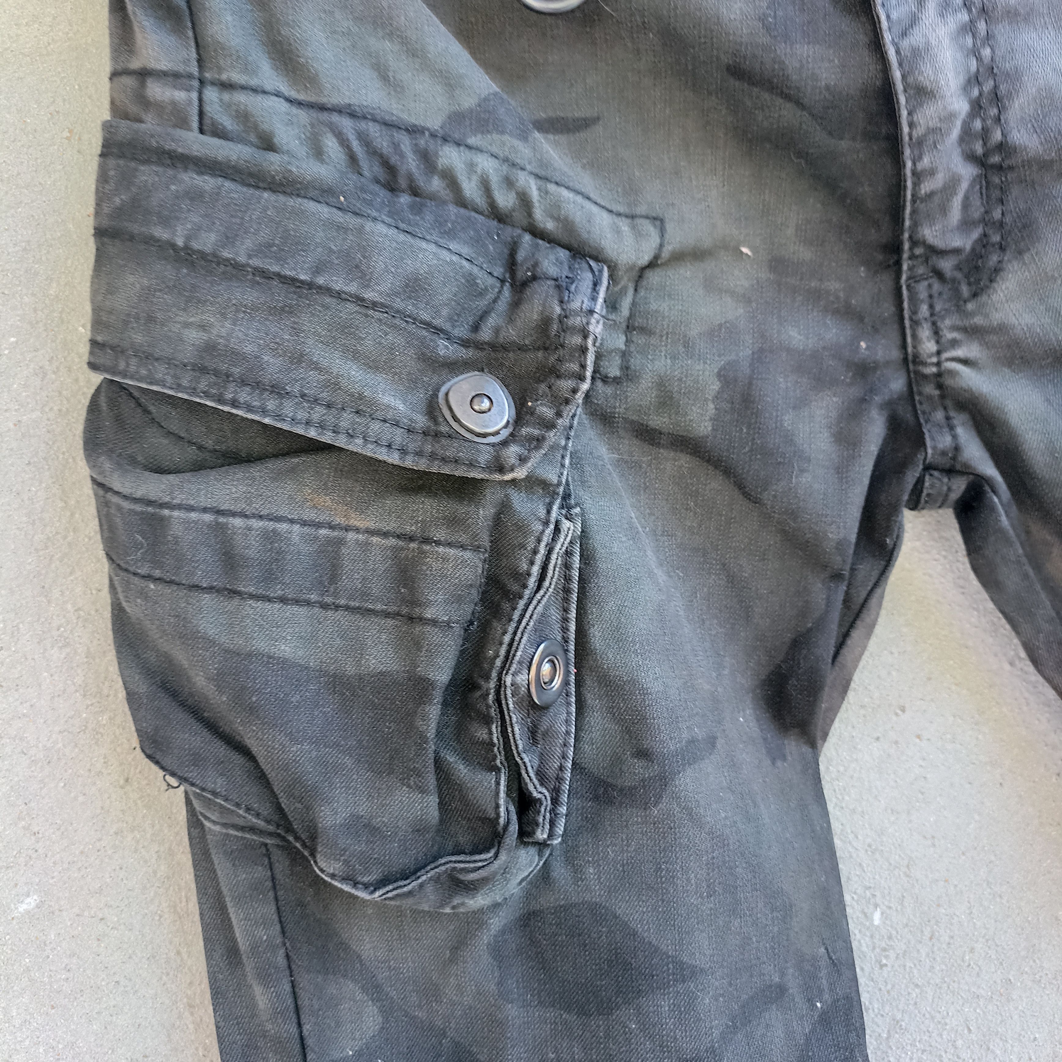 Japanese Brand Faded Camo Cavari A Black Multipocket Cargo Pant Size US 30 / EU 46 - 8 Thumbnail