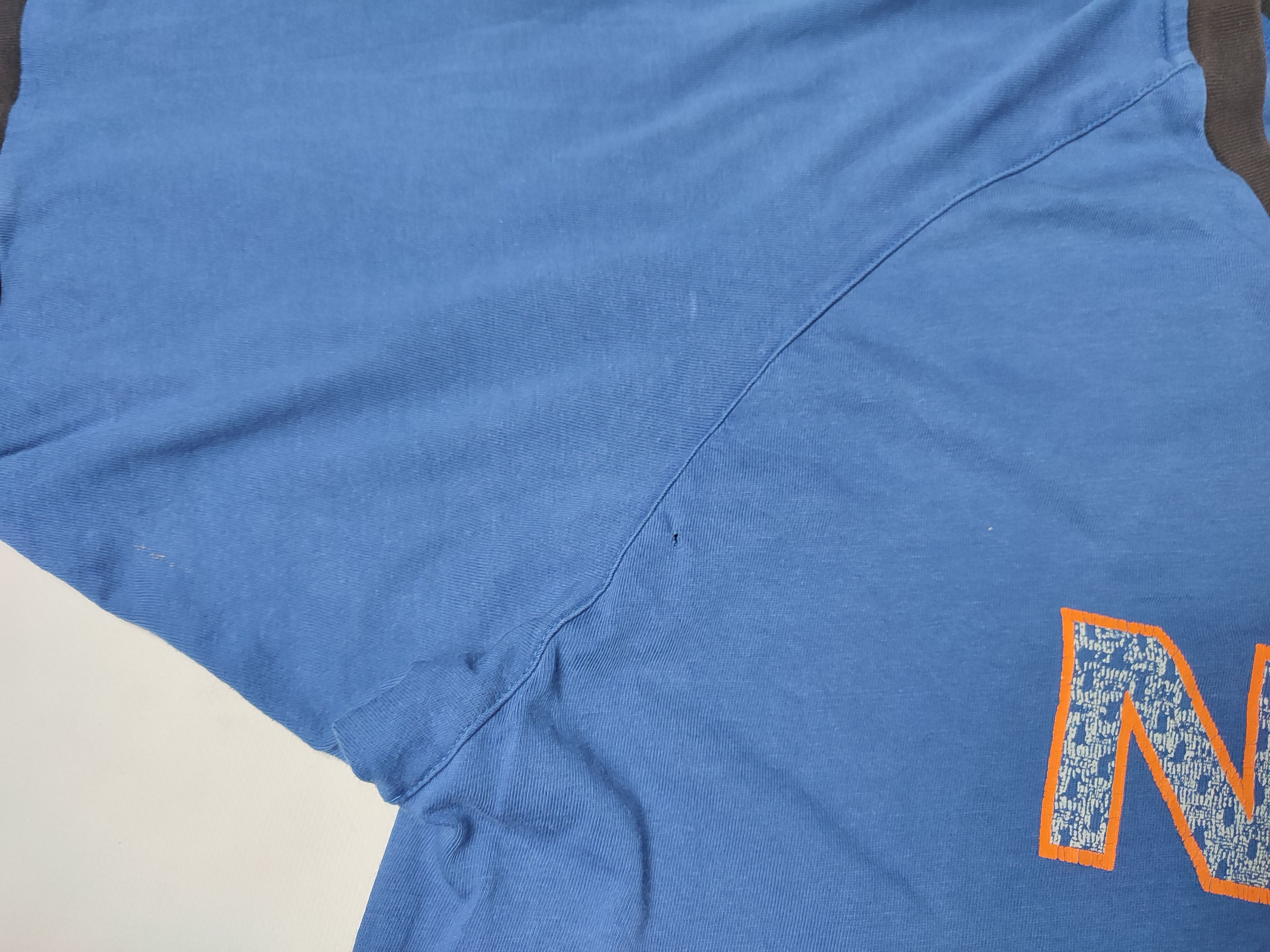 Nike Nike vintage big logo swoosh t shirt Size US L / EU 52-54 / 3 - 6 Thumbnail