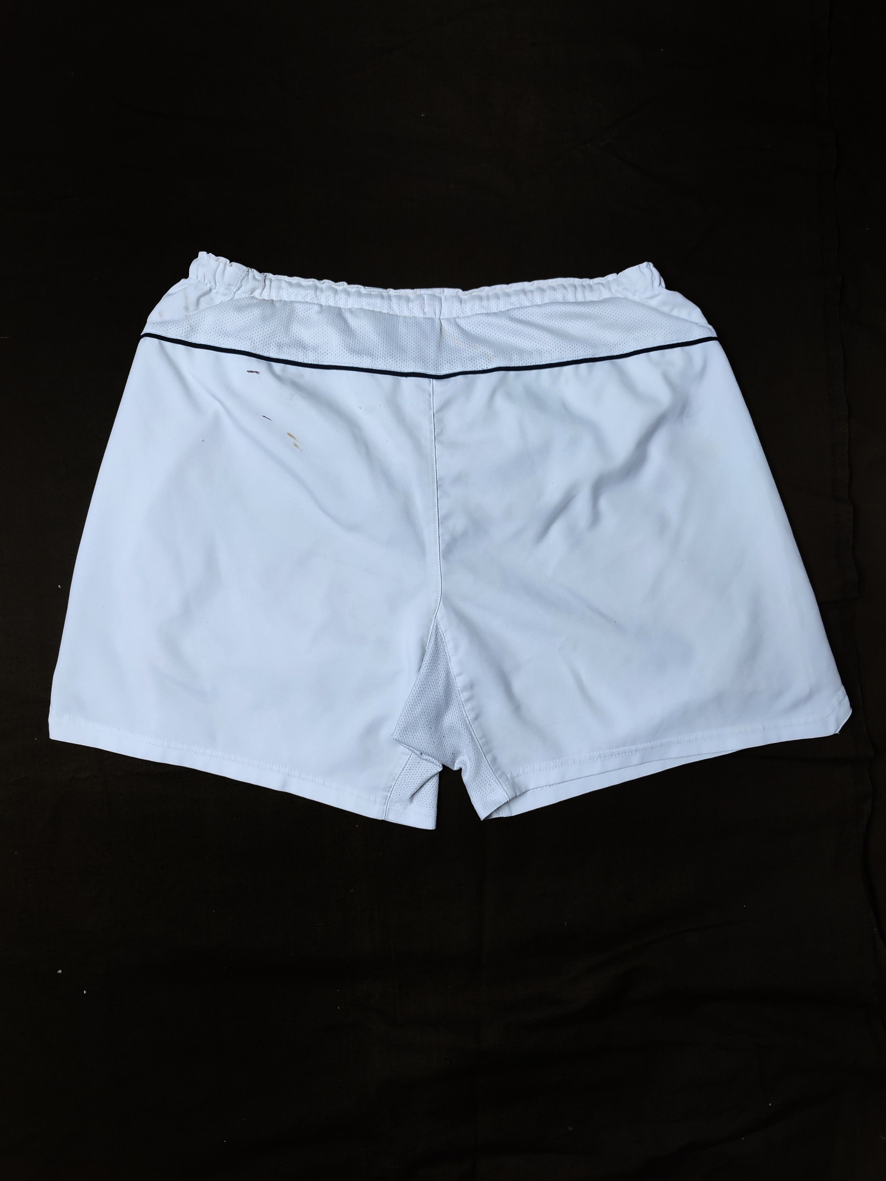 Nike Nike Manchester United Vintage shorts Size US 34 / EU 50 - 2 Thumbnail