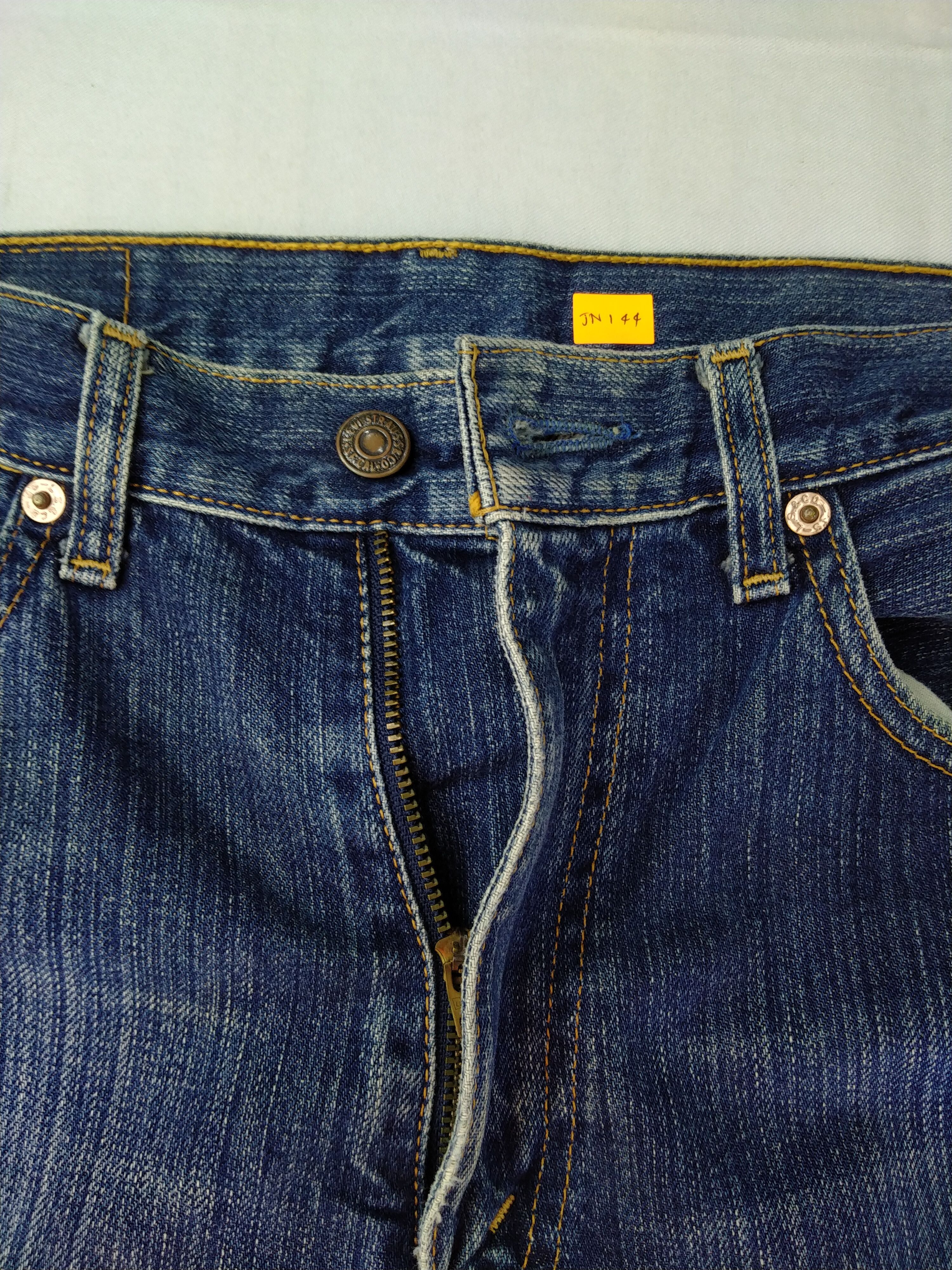 Levi's Vintage Clothing Vintage Levi's 512 Distressed Denim 31x30 -JN144 Size US 31 - 7 Thumbnail