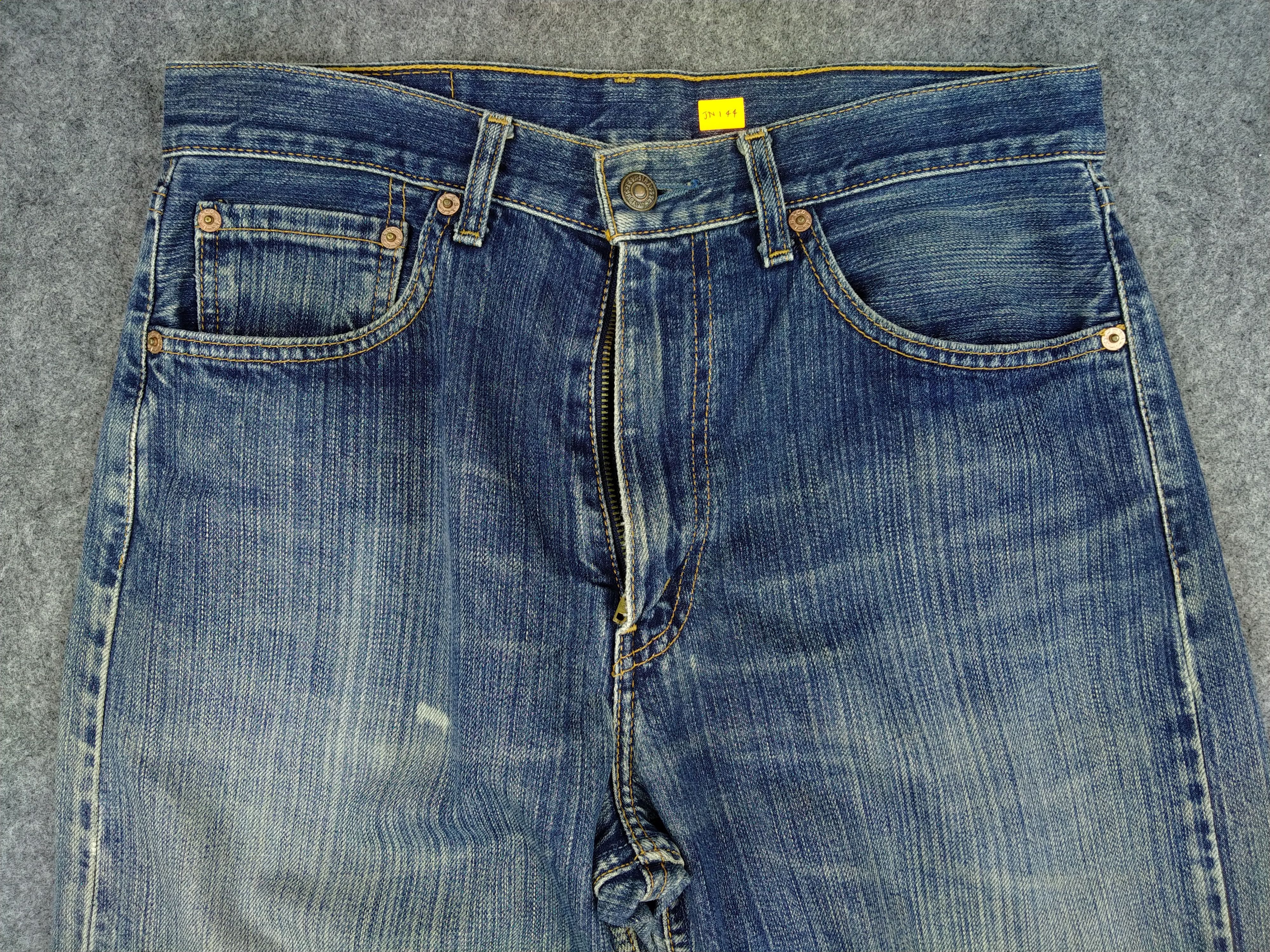 Levi's Vintage Clothing Vintage Levi's 512 Distressed Denim 31x30 -JN144 Size US 31 - 3 Thumbnail