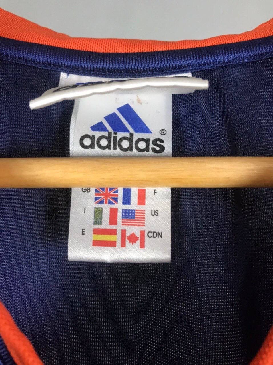 Vintage Adidas vintage tee Size US M / EU 48-50 / 2 - 3 Thumbnail