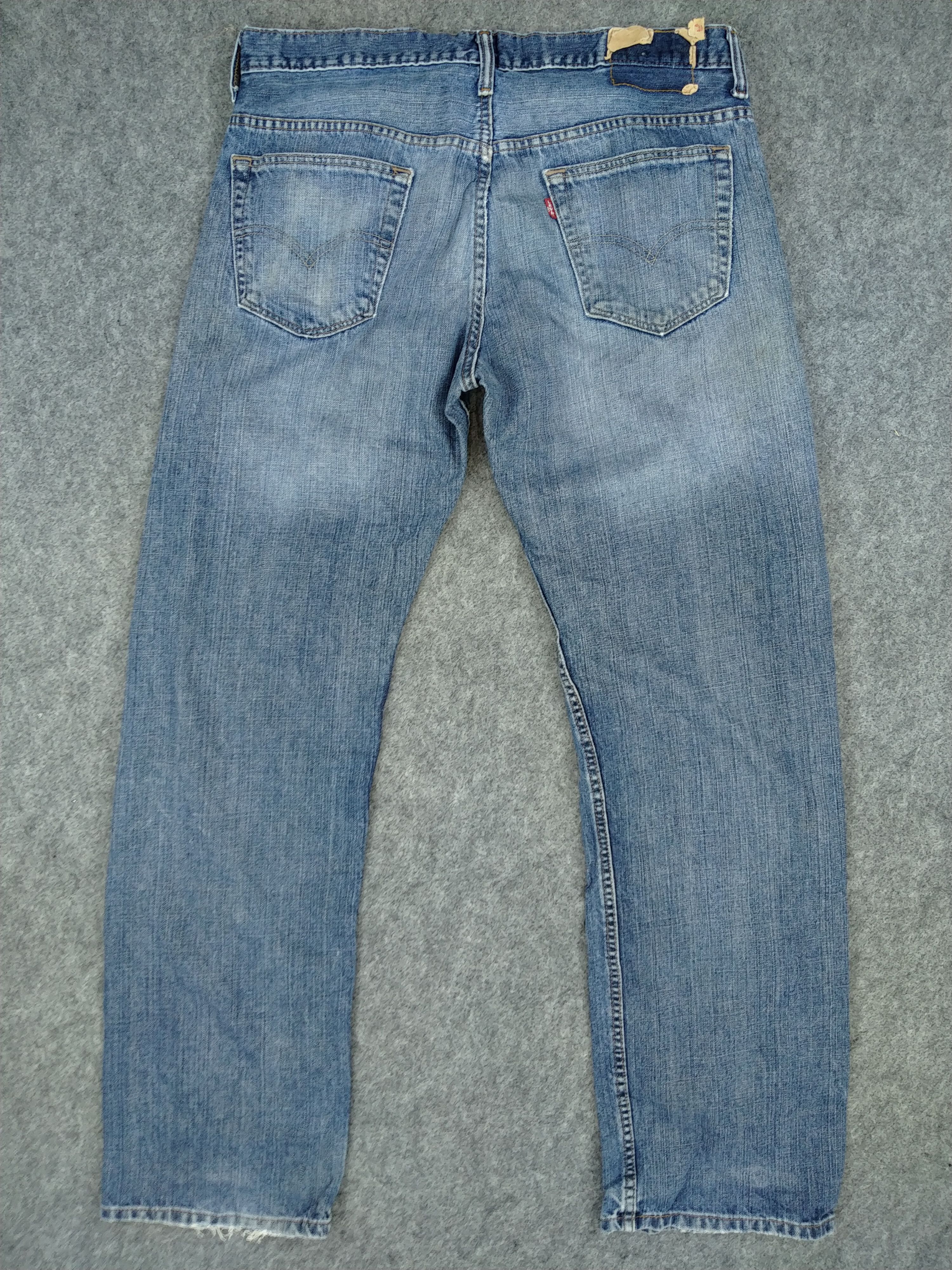 Levi's Blue Vintage Levi's Distressed Denim 35x33.5 -JN129 Size US 35 - 2 Thumbnail