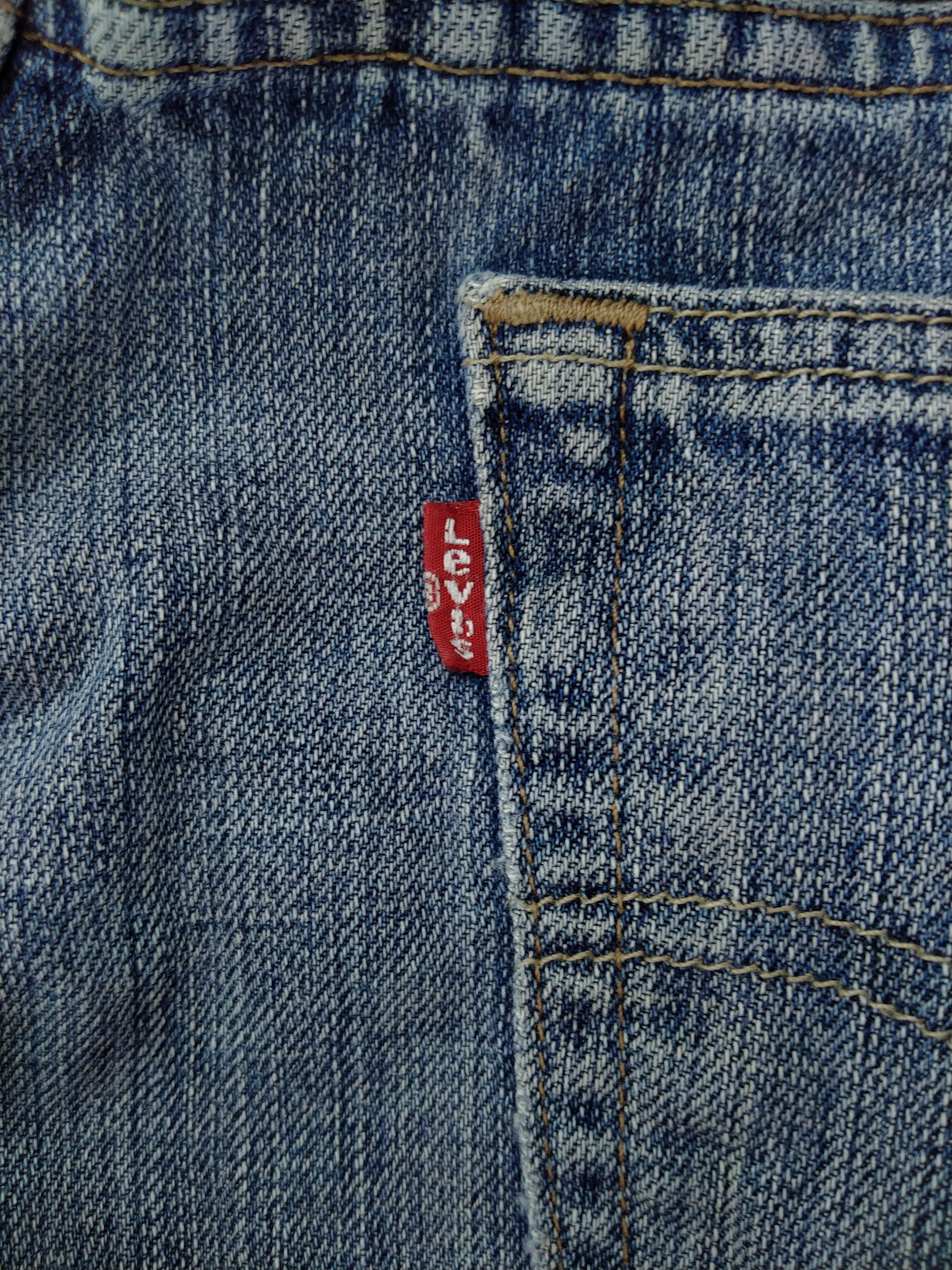 Levi's Blue Vintage Levi's Distressed Denim 35x33.5 -JN129 Size US 35 - 16 Thumbnail