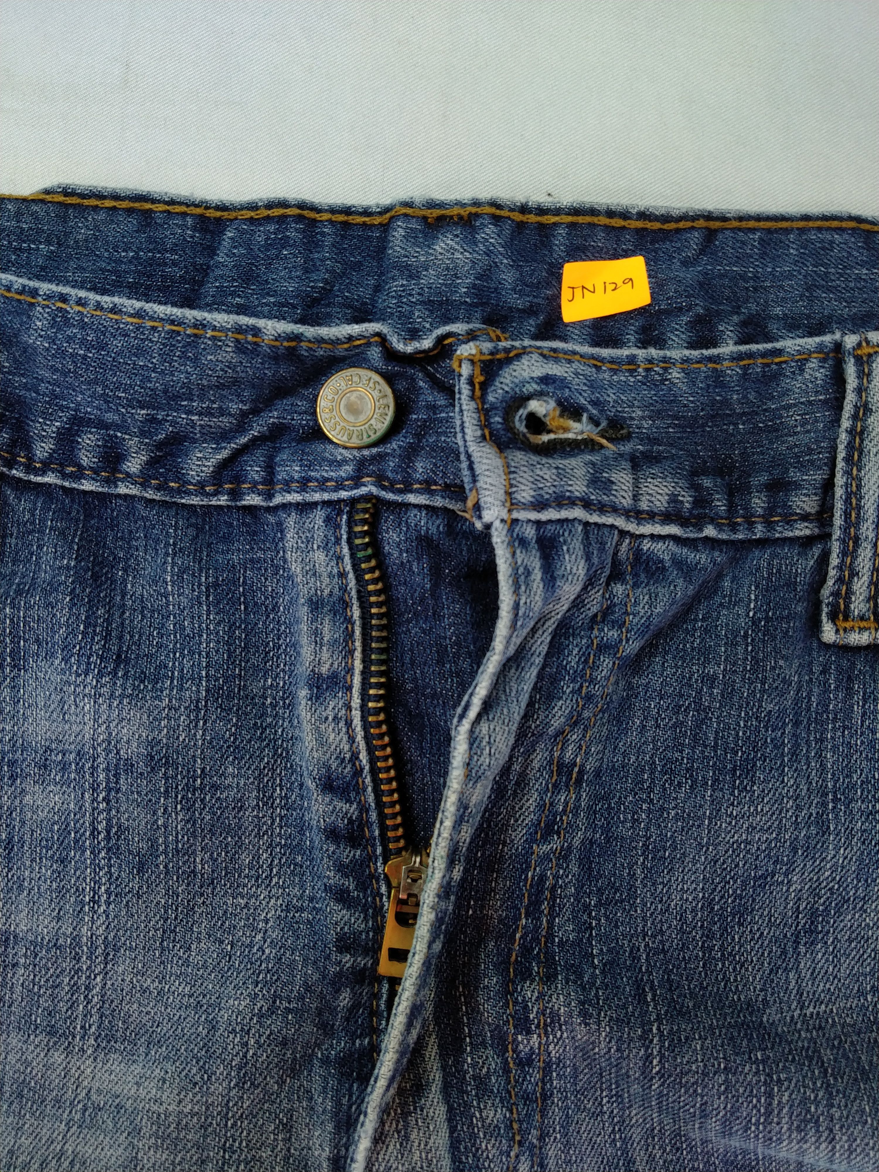 Levi's Blue Vintage Levi's Distressed Denim 35x33.5 -JN129 Size US 35 - 7 Thumbnail