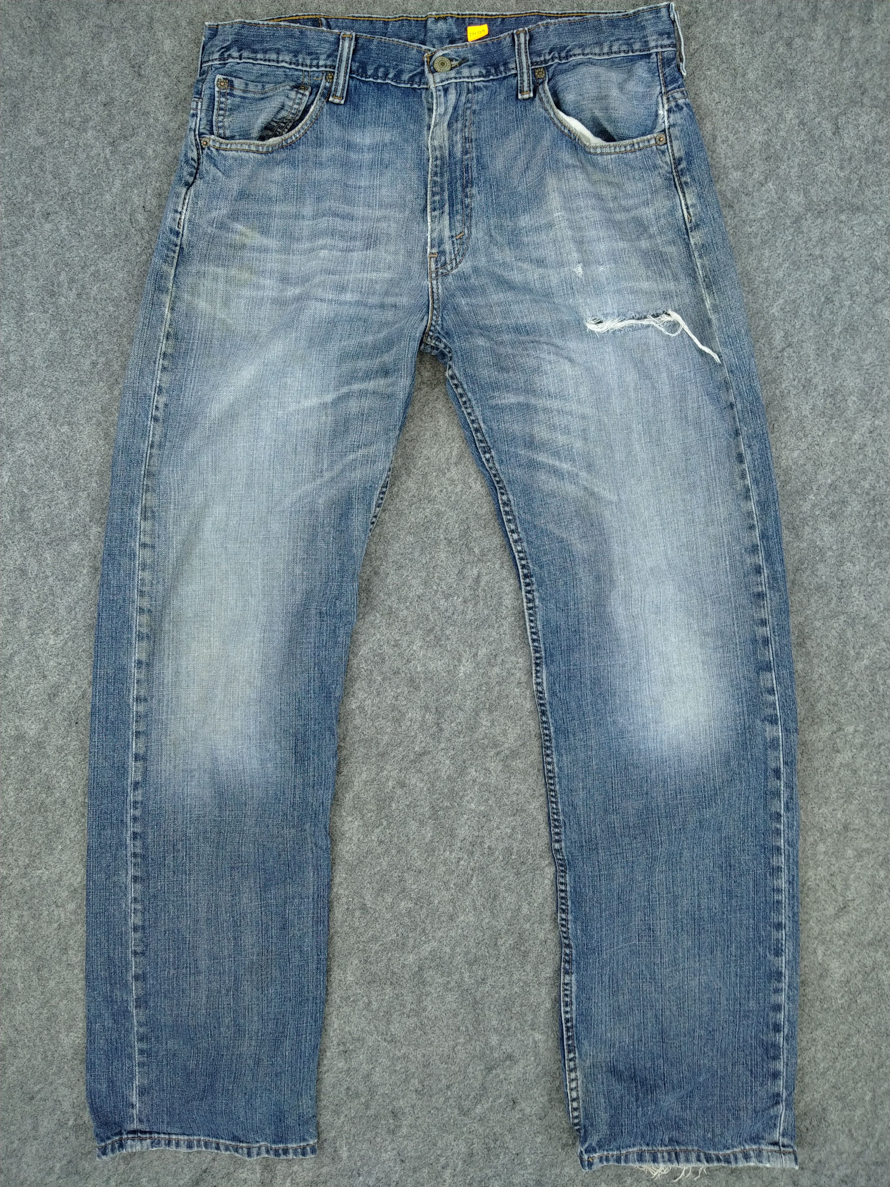 Levi's Blue Vintage Levi's Distressed Denim 35x33.5 -JN129 Size US 35 - 1 Thumbnail