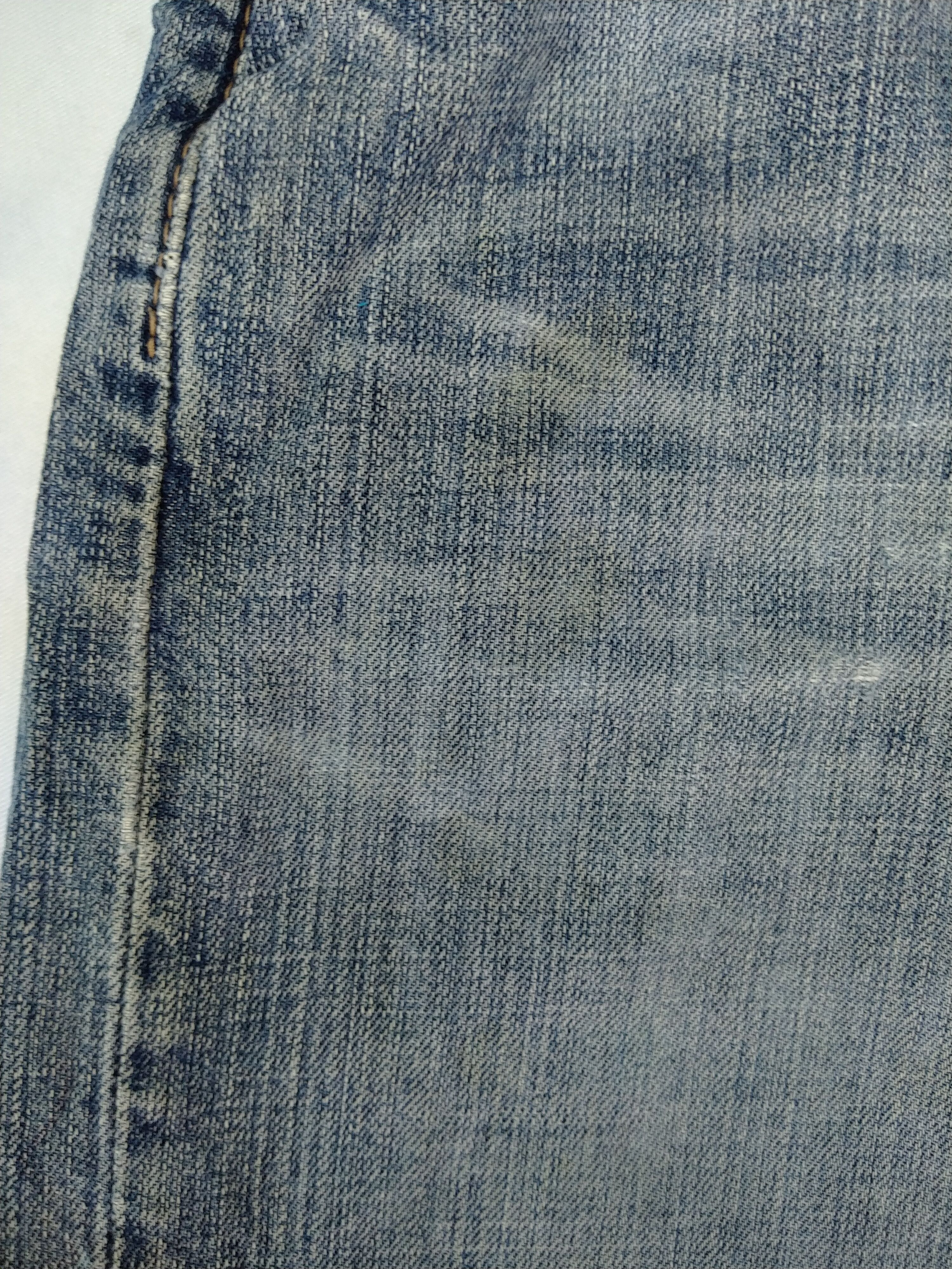 Levi's Blue Vintage Levi's Distressed Denim 35x33.5 -JN129 Size US 35 - 19 Thumbnail