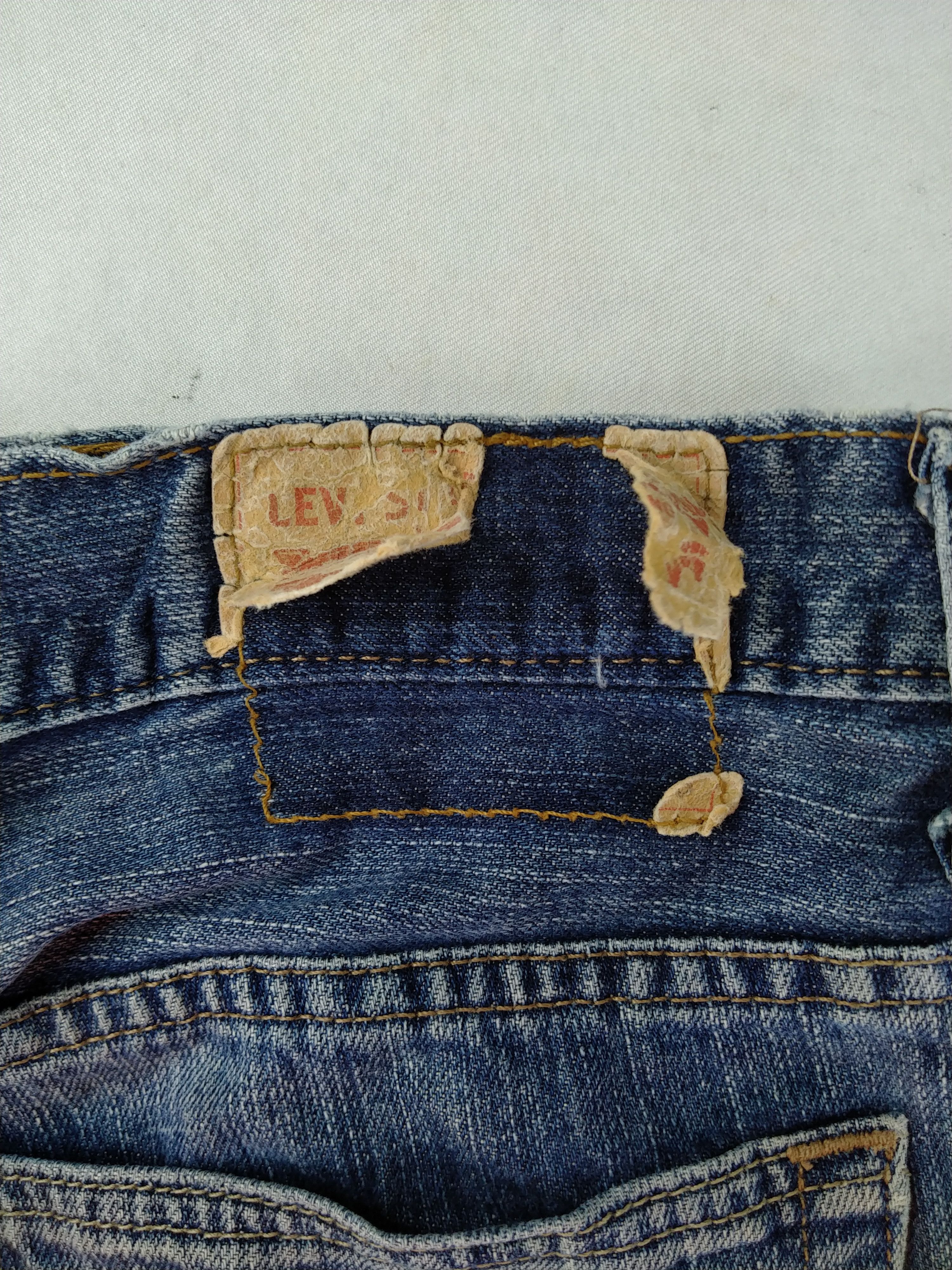 Levi's Blue Vintage Levi's Distressed Denim 35x33.5 -JN129 Size US 35 - 15 Thumbnail