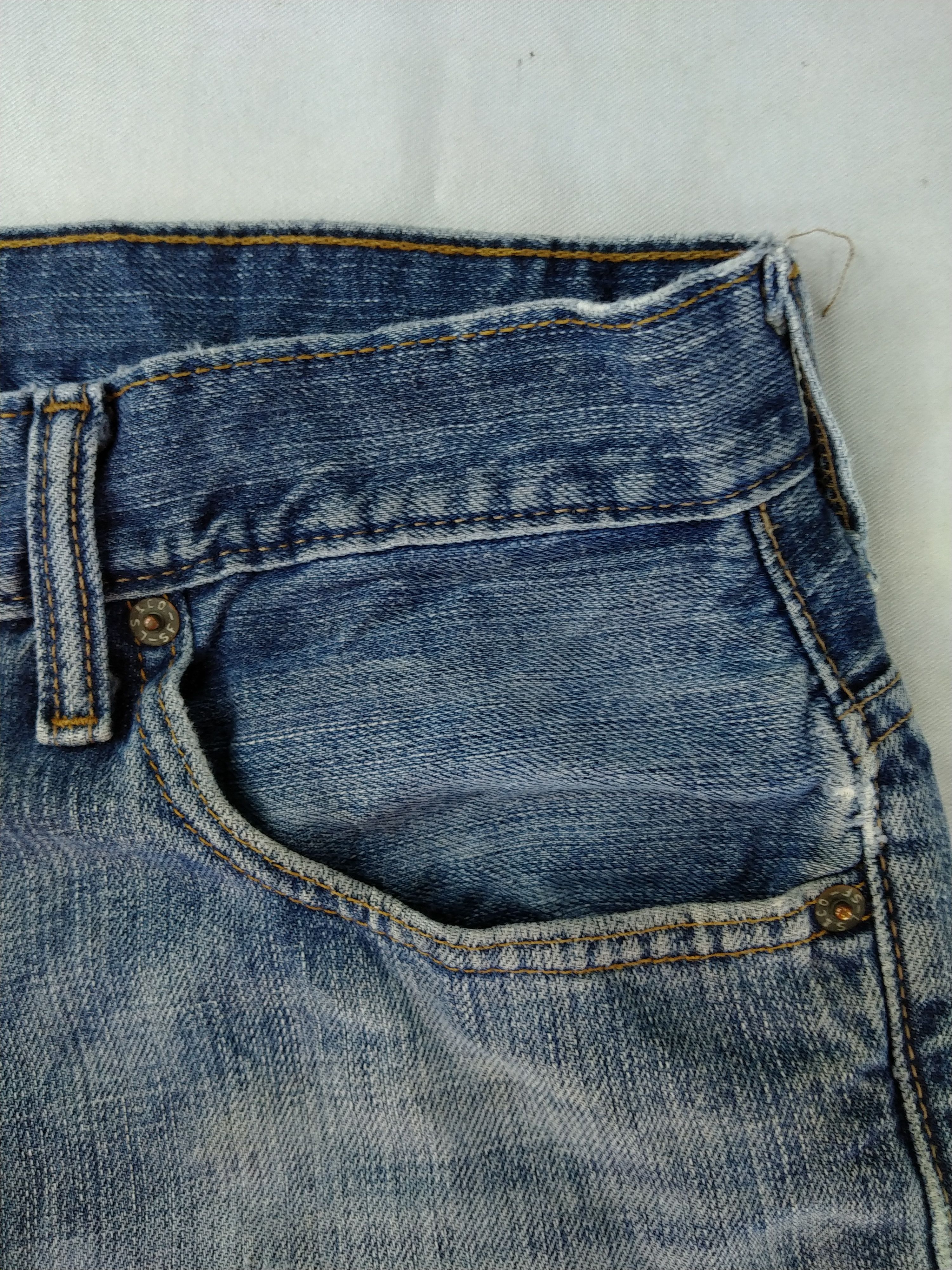 Levi's Blue Vintage Levi's Distressed Denim 35x33.5 -JN129 Size US 35 - 11 Thumbnail