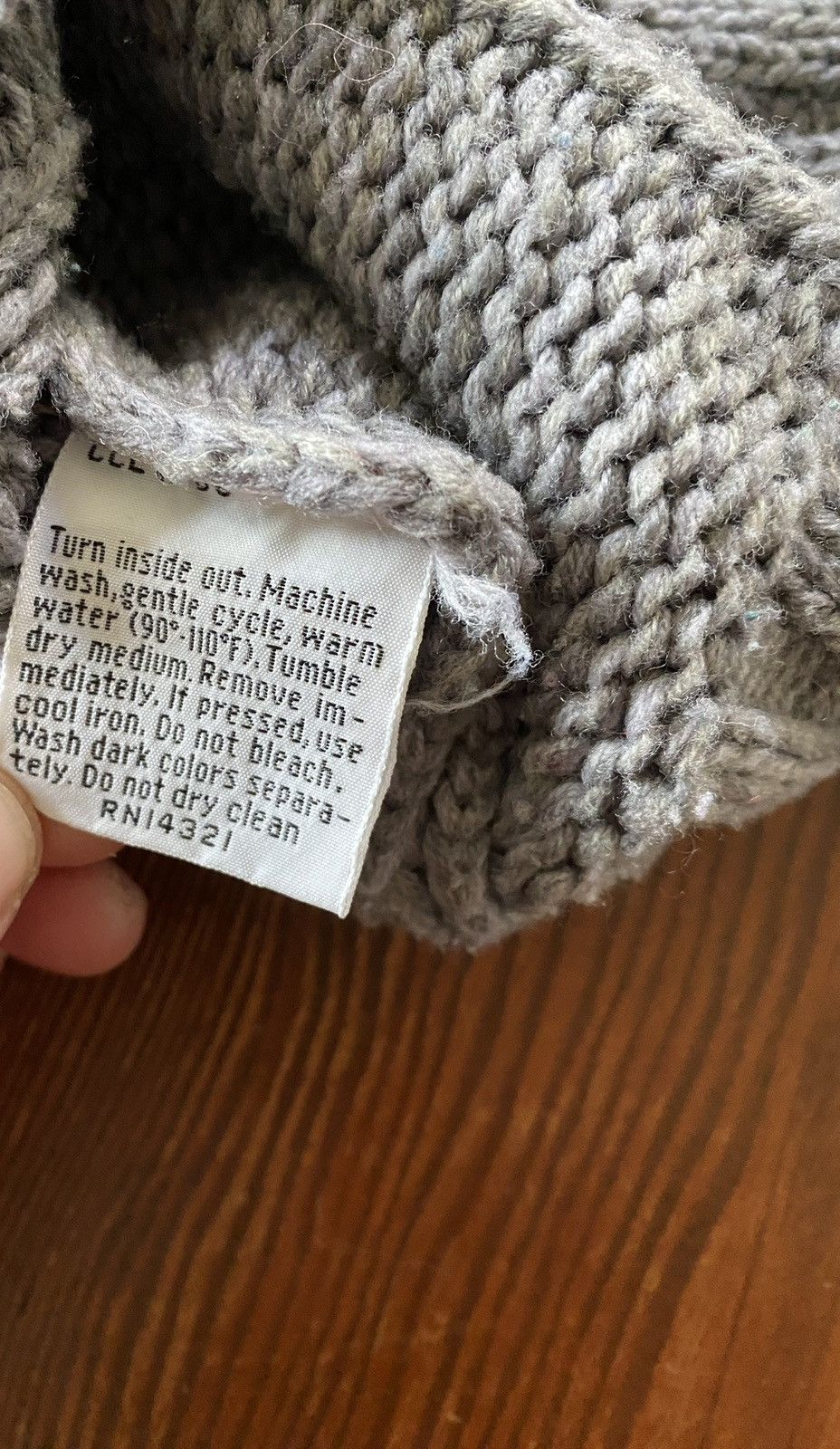Vintage Vintage 80’s Thane Gray Cable Knit Fisherman Style Sweater Size US L / EU 52-54 / 3 - 11 Thumbnail