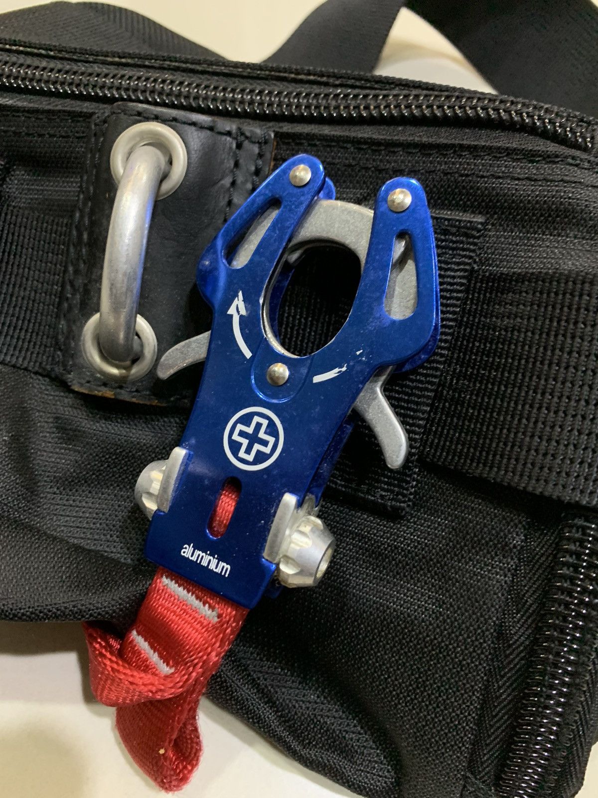 Japanese Brand TOUGH JEANS INC CARABINER WAIST BAG Size ONE SIZE - 6 Thumbnail