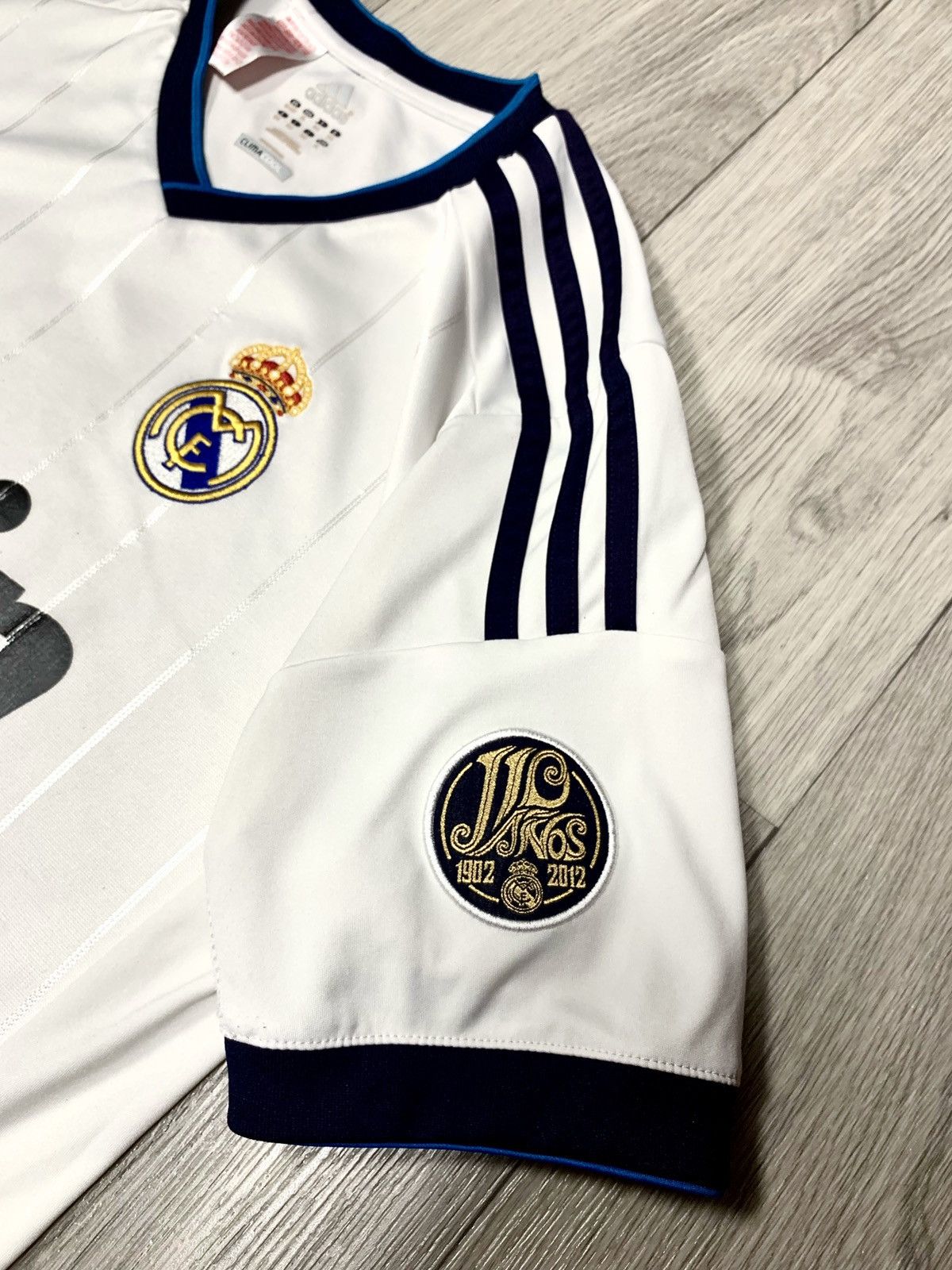Other Real Madrid soccer jersey 2012 Size US S / EU 44-46 / 1 - 4 Thumbnail