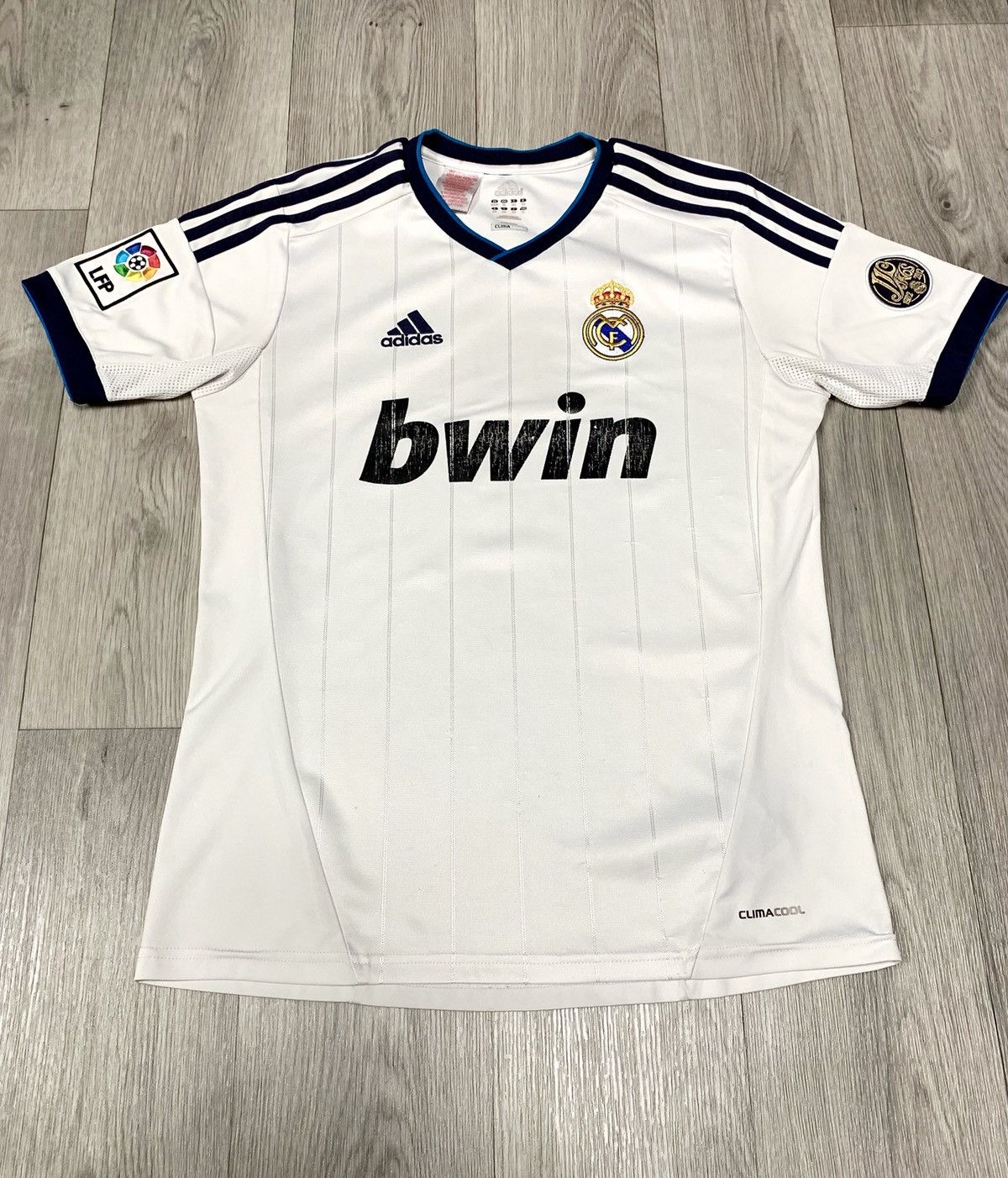Other Real Madrid soccer jersey 2012 Size US S / EU 44-46 / 1 - 1 Thumbnail