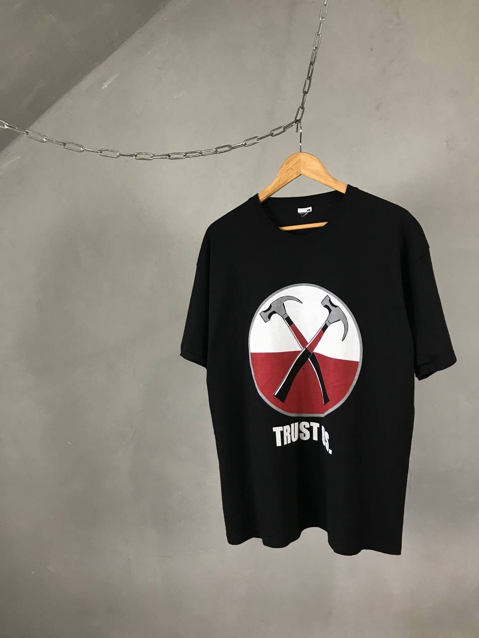 Band Tees × Pink Floyd × Vintage Pink Floyd 2011 vintage rock band tour overprinted tee Size US XL / EU 56 / 4 - 1 Thumbnail