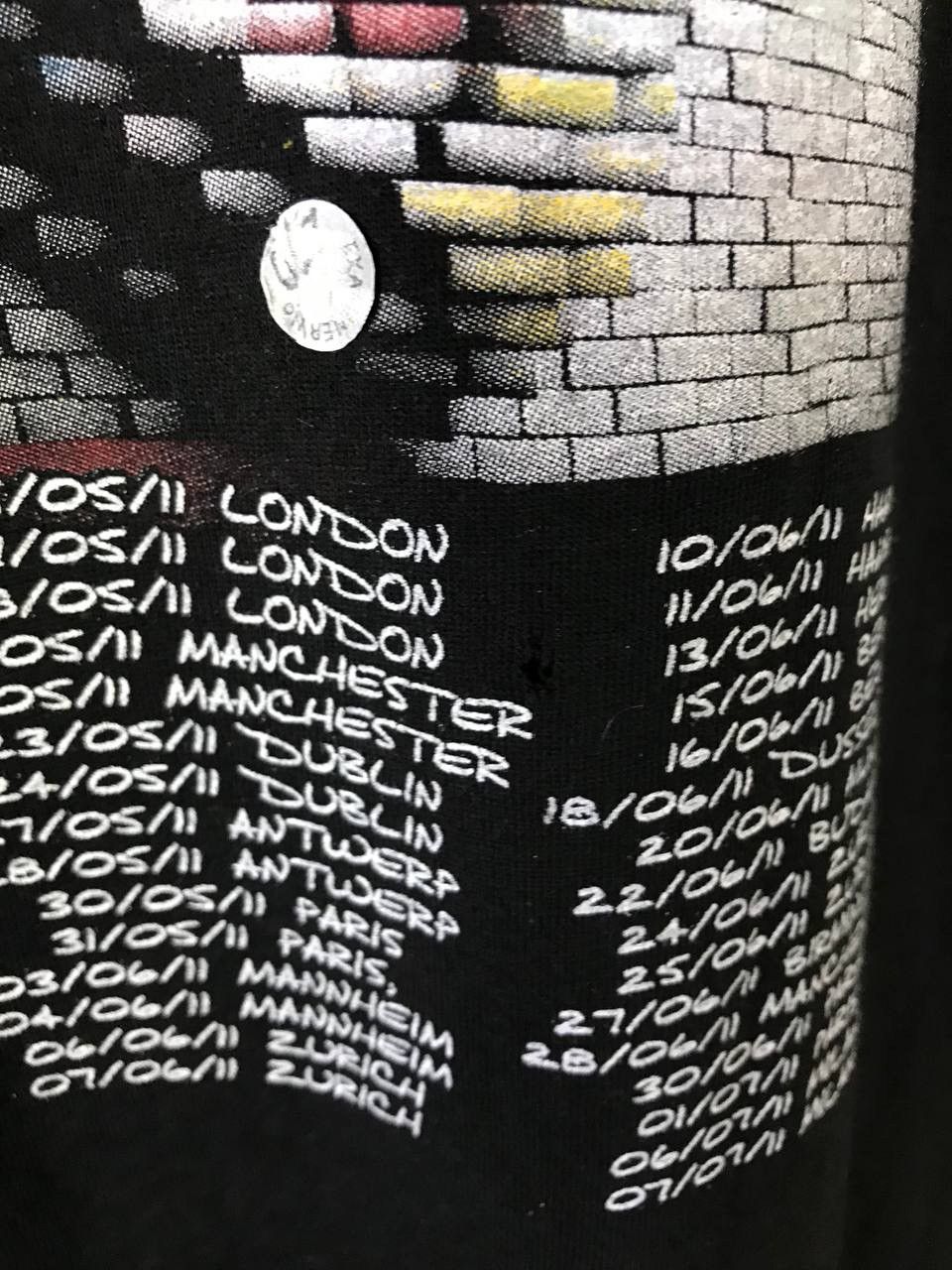 Band Tees × Pink Floyd × Vintage Pink Floyd 2011 vintage rock band tour overprinted tee Size US XL / EU 56 / 4 - 6 Thumbnail