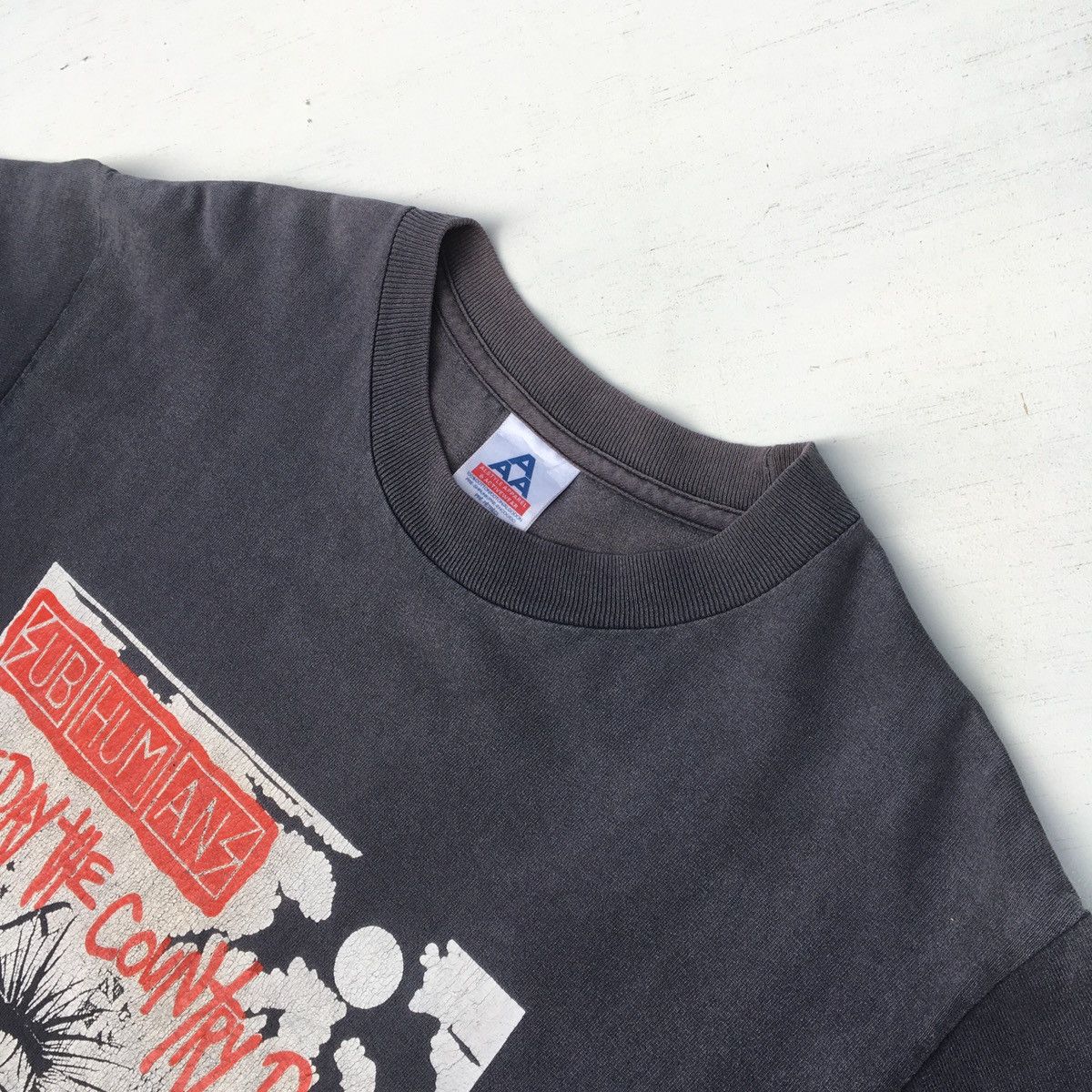Band Tees Sun Faded VINTAGE SUBHUMANS THE DAY THE COUNTRY DIED Size US S / EU 44-46 / 1 - 11 Thumbnail