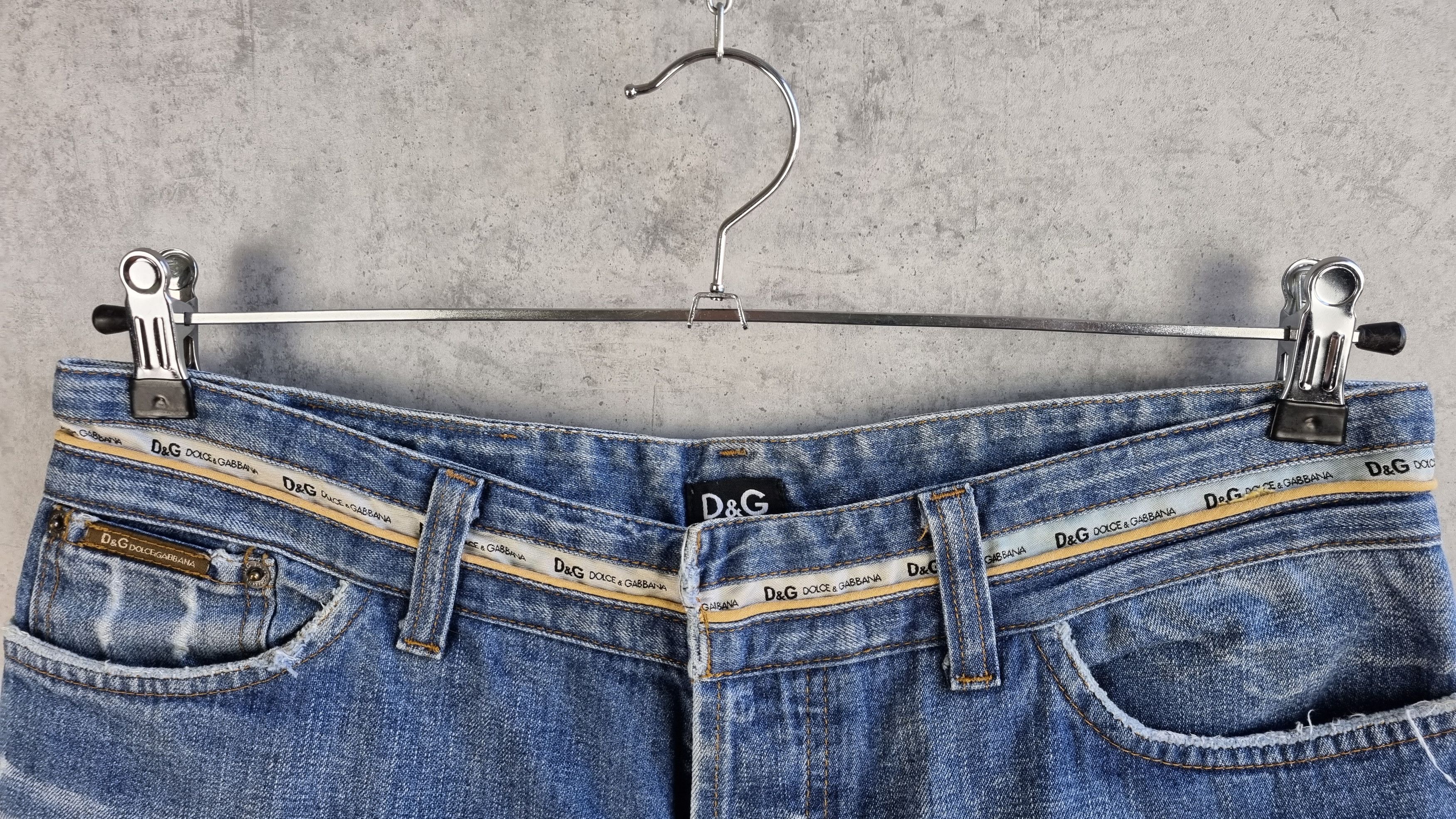 Dolce & Gabbana × Vintage Dolce & Gabbana Vintage Jeans Rare Logo Tape Waist Size US 34 / EU 50 - 9 Thumbnail