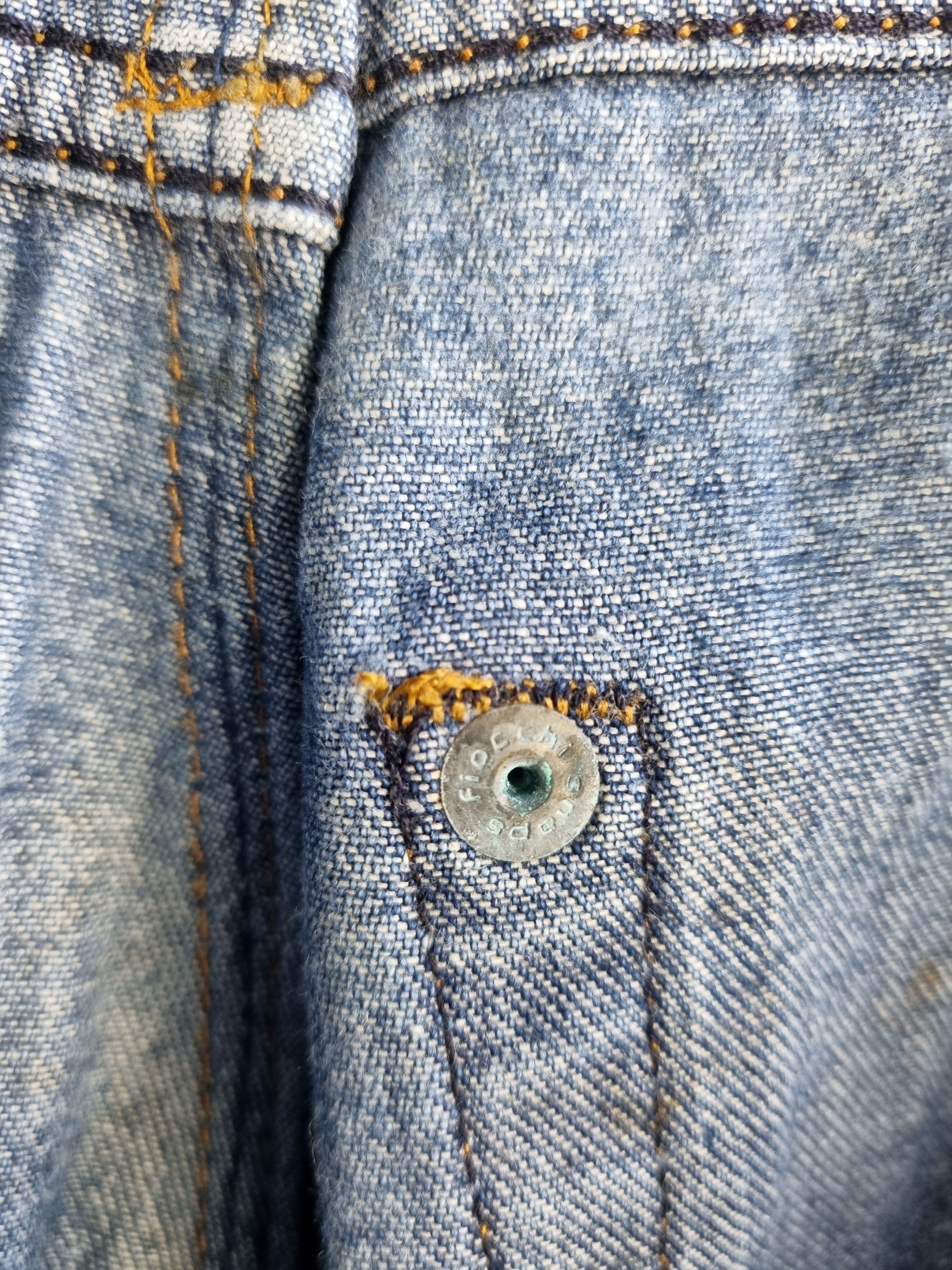 Dolce & Gabbana × Vintage Dolce & Gabbana Vintage Jeans Rare Logo Tape Waist Size US 34 / EU 50 - 16 Thumbnail