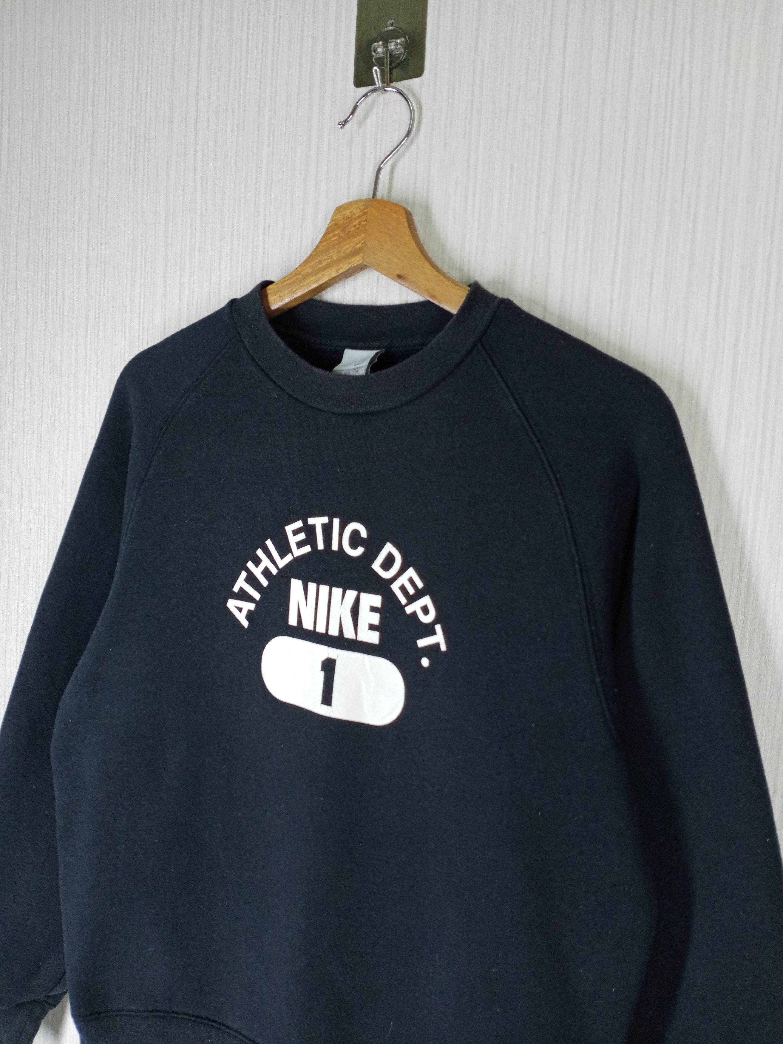 Nike Rare Vintage Nike Crewneck Sweatshirt Size US M / EU 48-50 / 2 - 3 Thumbnail