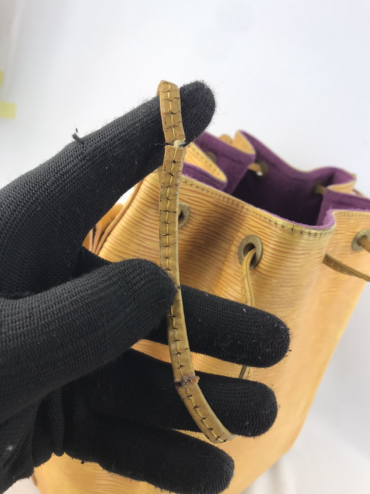 Louis Vuitton ❌Last Drop❌ Auth Louis Vuitton Epi Petit Noe Shoulderbag Size ONE SIZE - 19 Thumbnail
