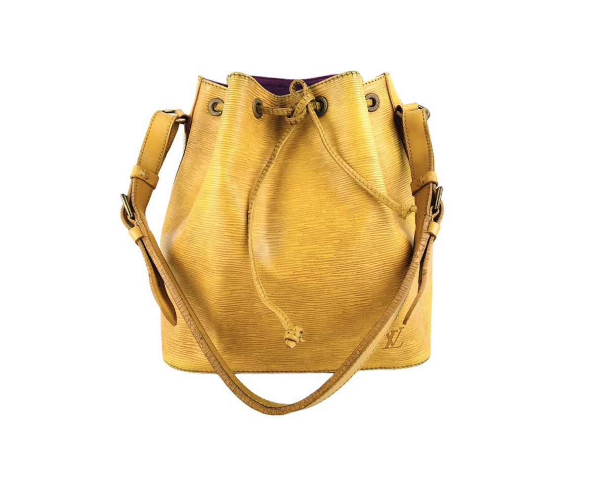 Louis Vuitton ❌Last Drop❌ Auth Louis Vuitton Epi Petit Noe Shoulderbag Size ONE SIZE - 1 Thumbnail