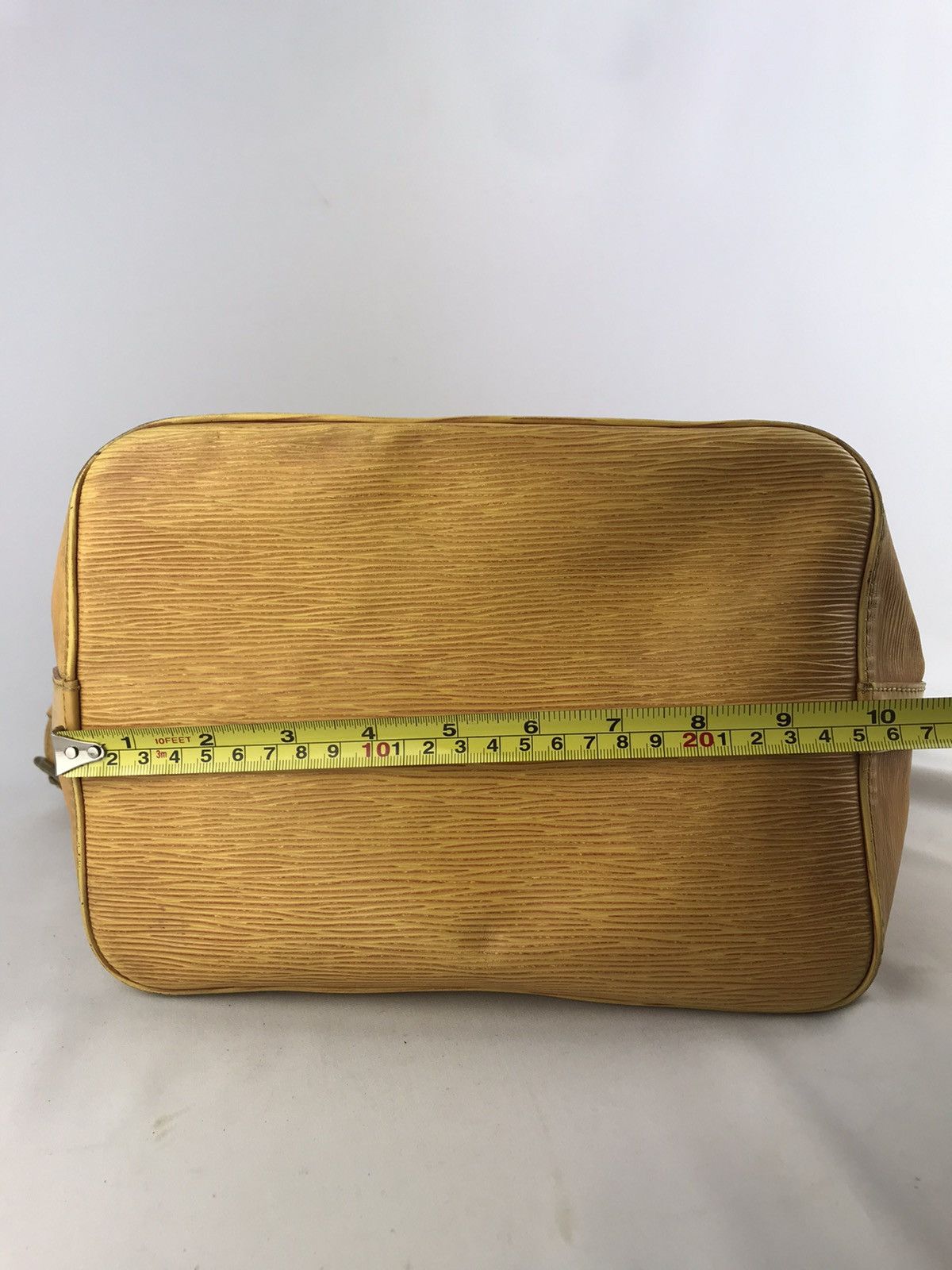 Louis Vuitton ❌Last Drop❌ Auth Louis Vuitton Epi Petit Noe Shoulderbag Size ONE SIZE - 24 Thumbnail
